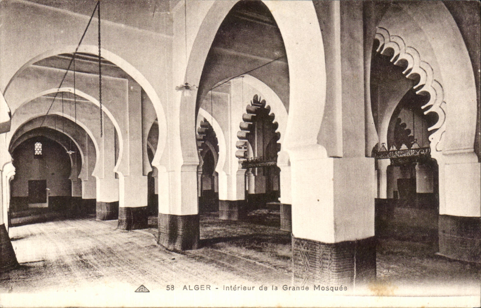 CPA Alger Interieur de la Grande Mosquee Algerie 