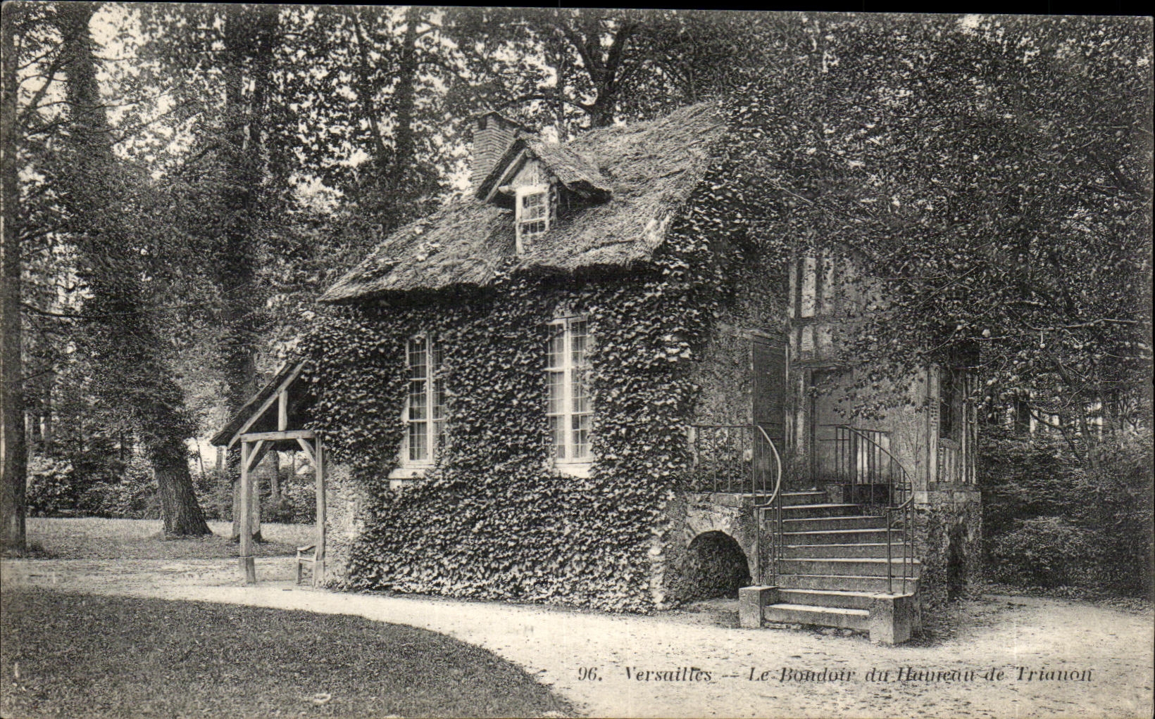 CPA Versailles Le Boudoir Haureau de Triauon