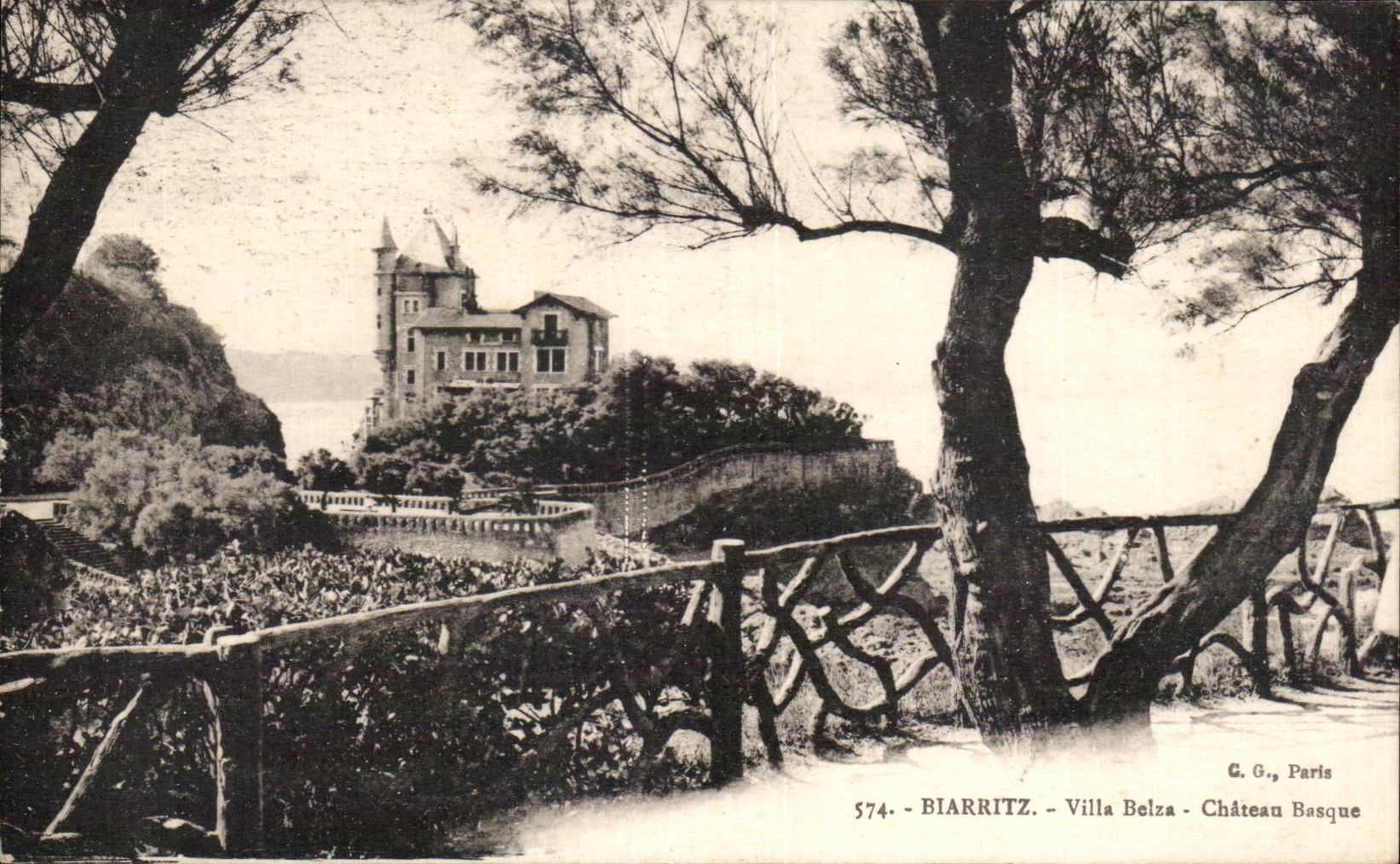 CPA Biarritz Villa Belza Chateau Basque