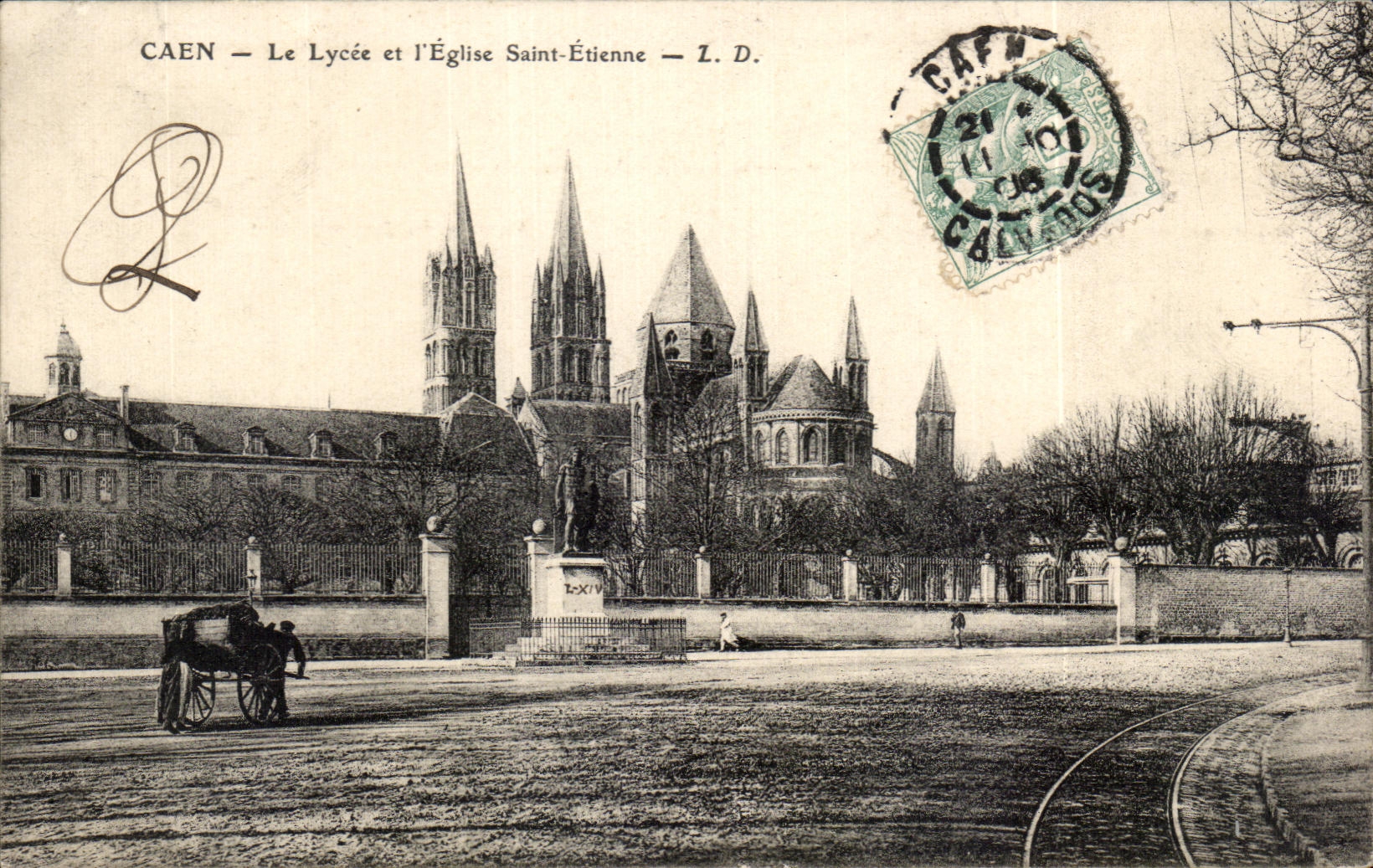 CPA Caen La Lycee et L Eglise Saint Etienne