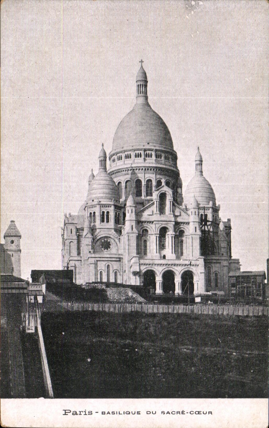 CPA Paris Basilique Du Sacre Coeur Montmartre