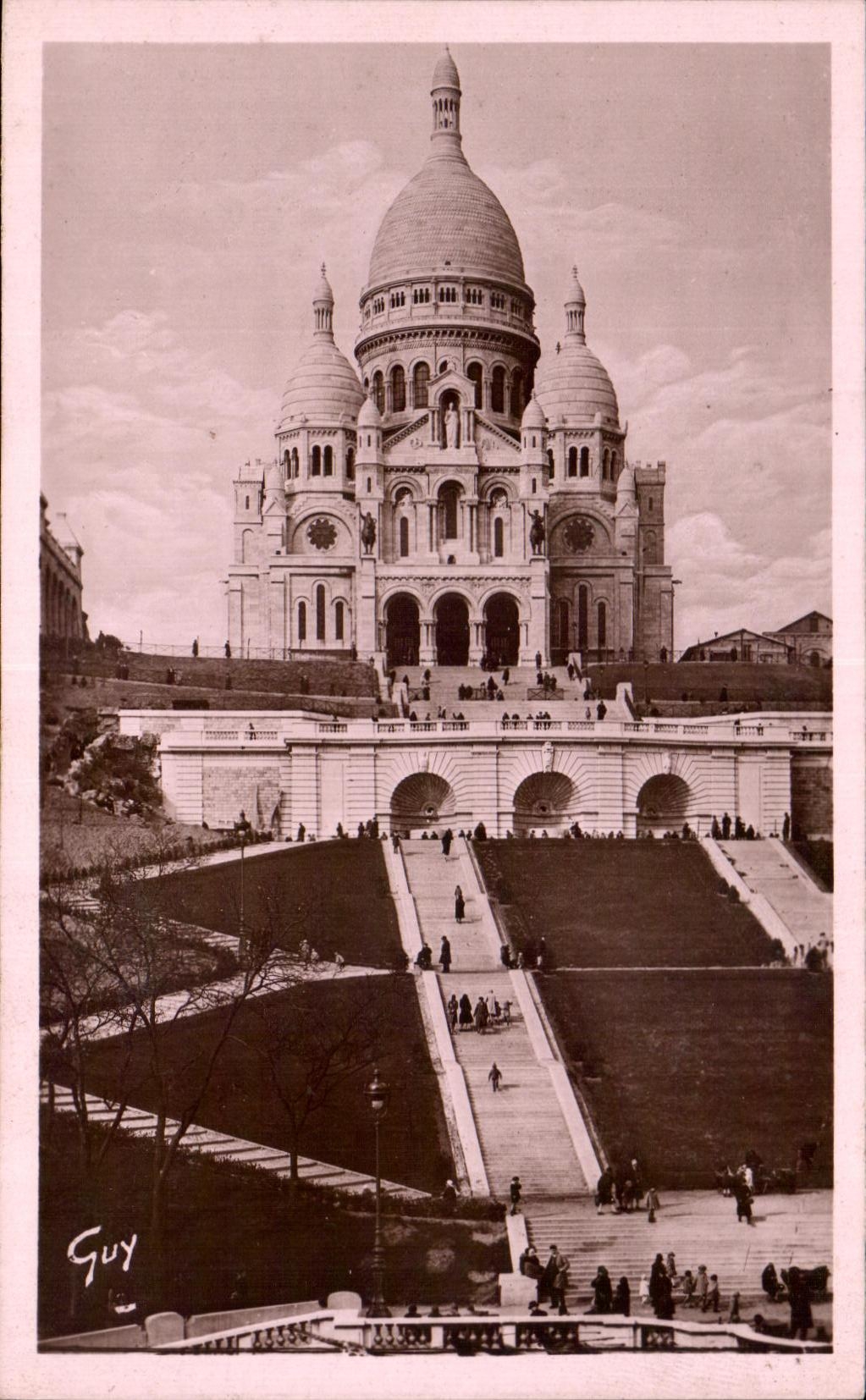 CPA Paris And its Mervelilles Basilica of the Sacring Montmartre Heart
