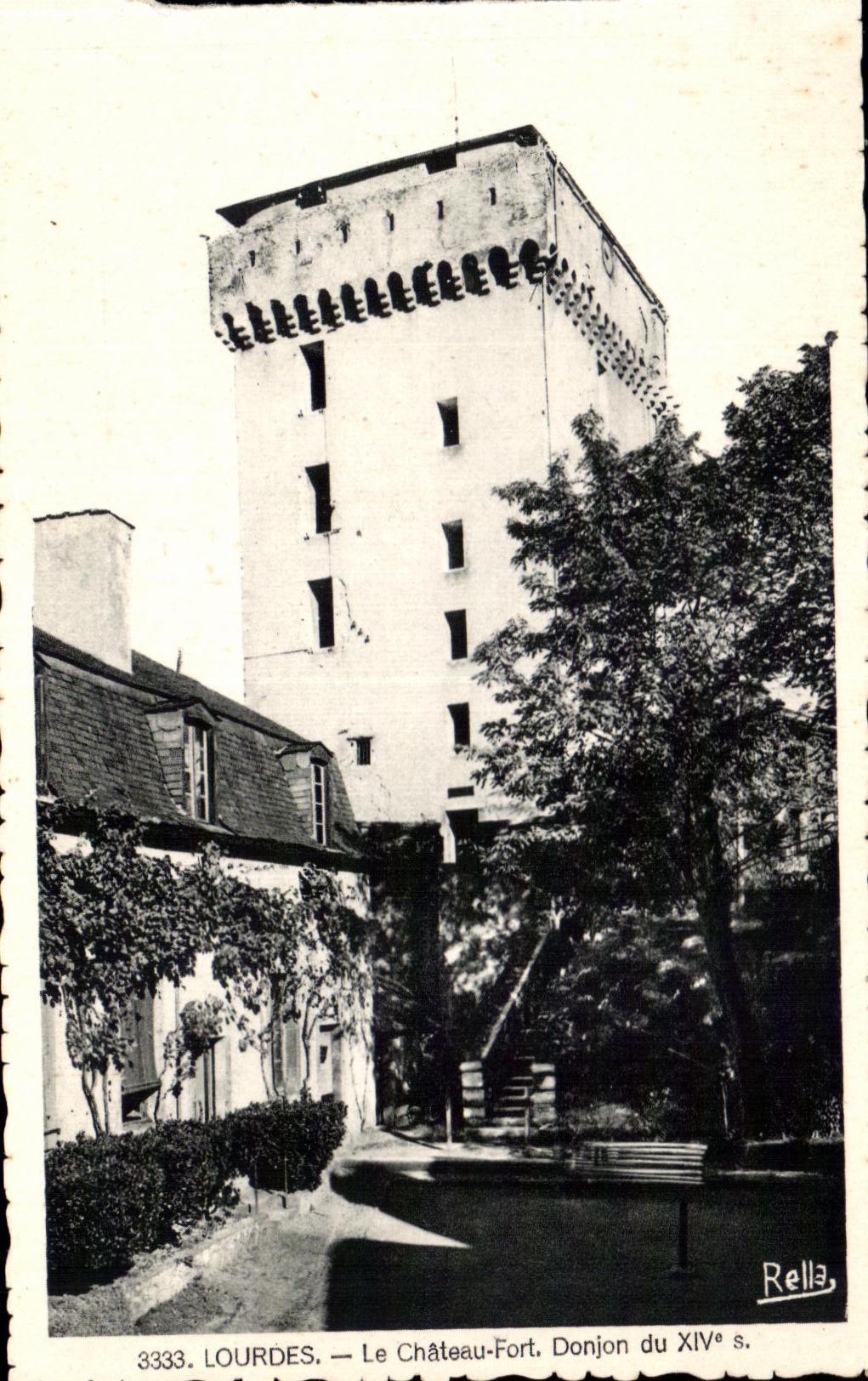 CPA Lourdes Le Chateau Fort Donjon du 