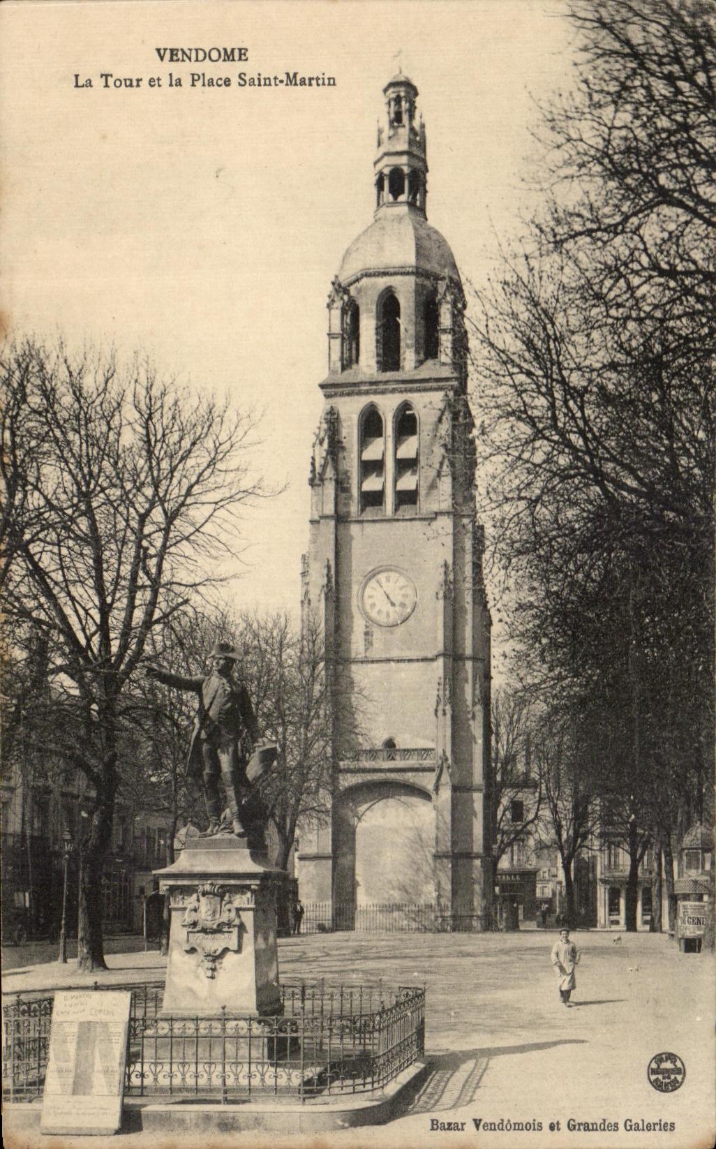 CPA Vendome La Tour et la Place Saint Martin
