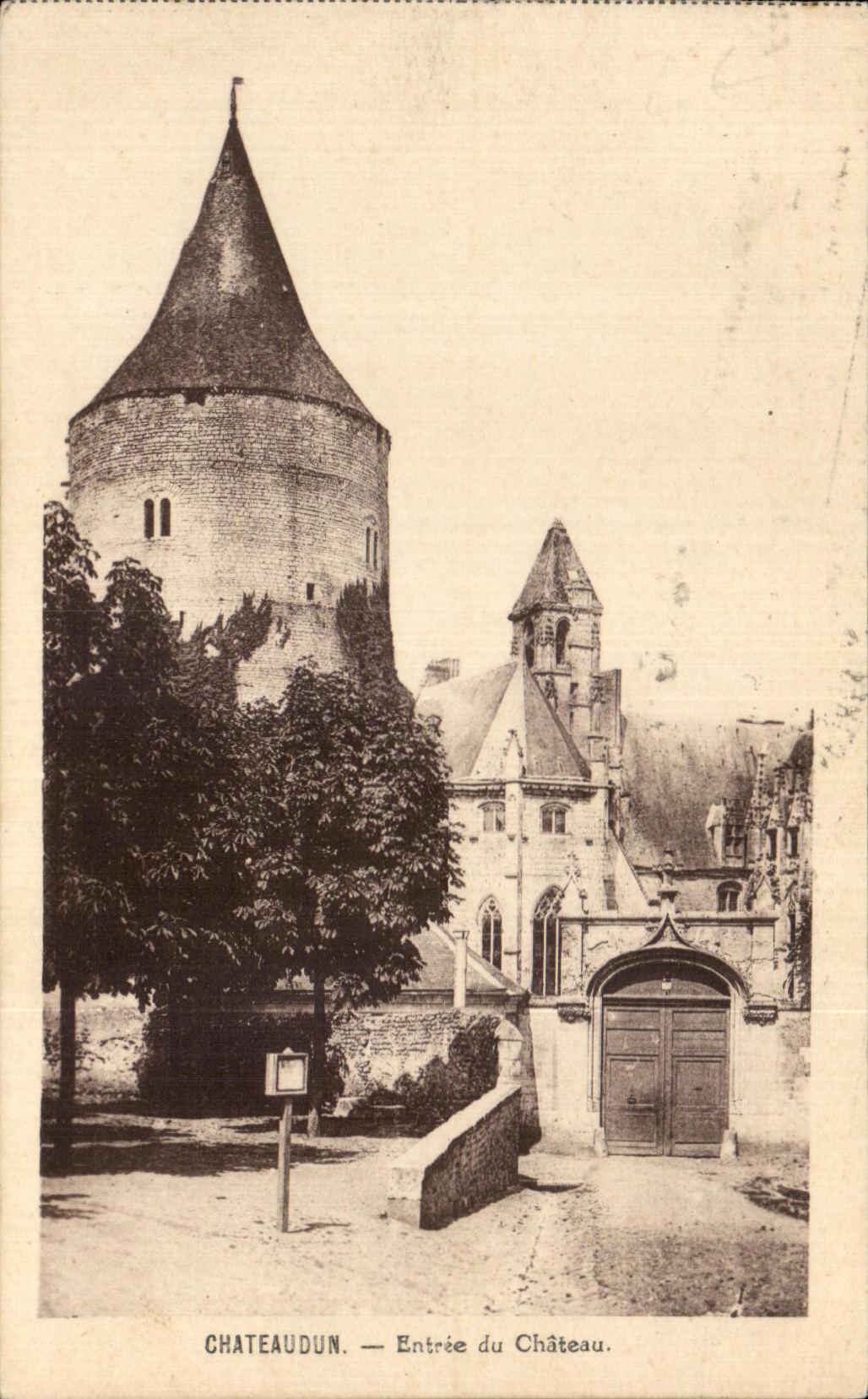 CPA Chateaudun Entree du chateau 