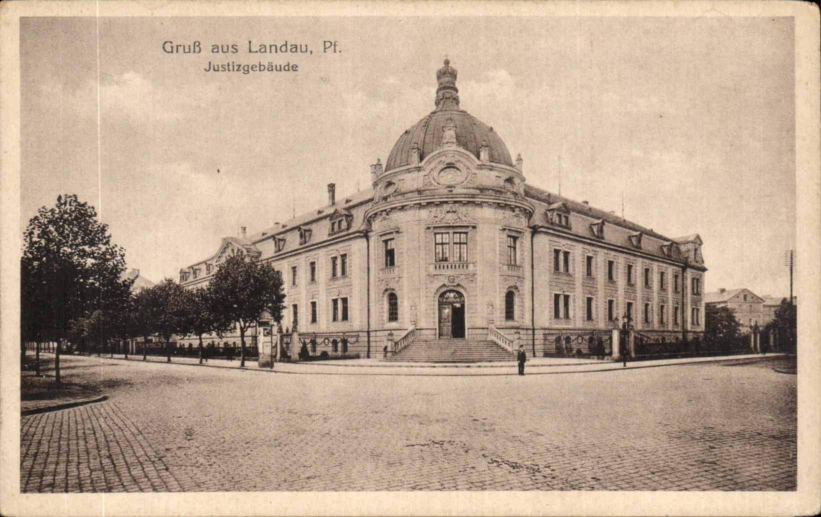 CPA Grub aus Landau Pf Justizgebaude