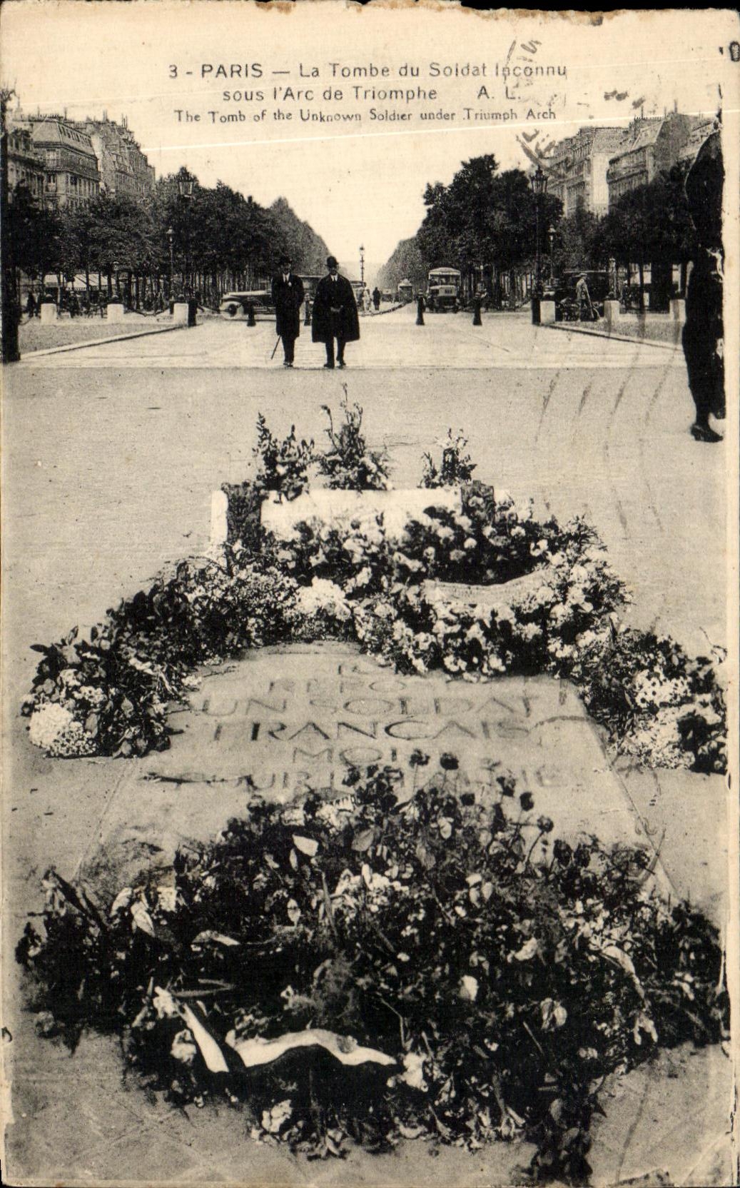 CPA Paris la tumba del lnconnu del soldado debajo de Arc De Triomphe