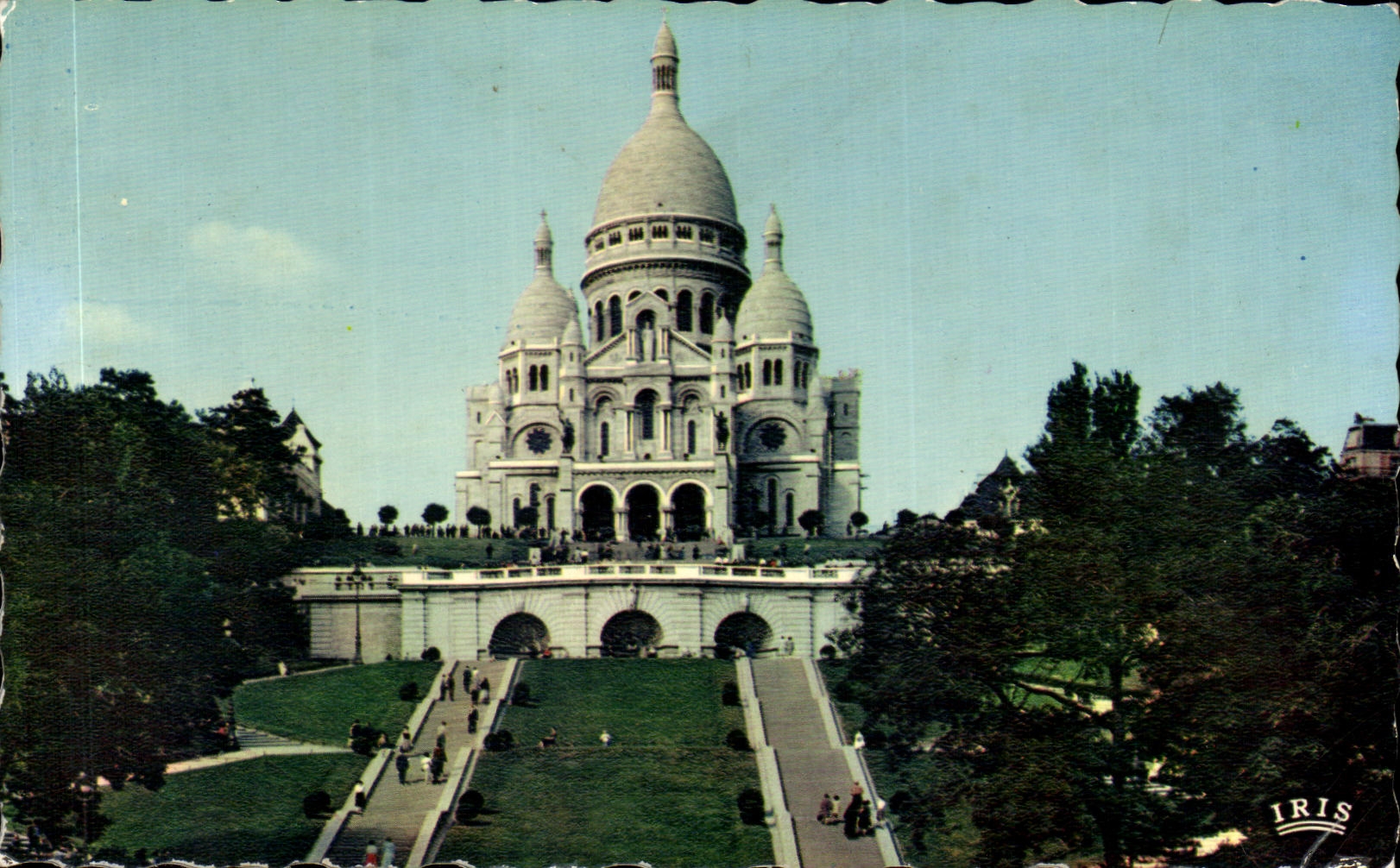 CPSM Paris the Basilica of the Montmartre Sacred Heart