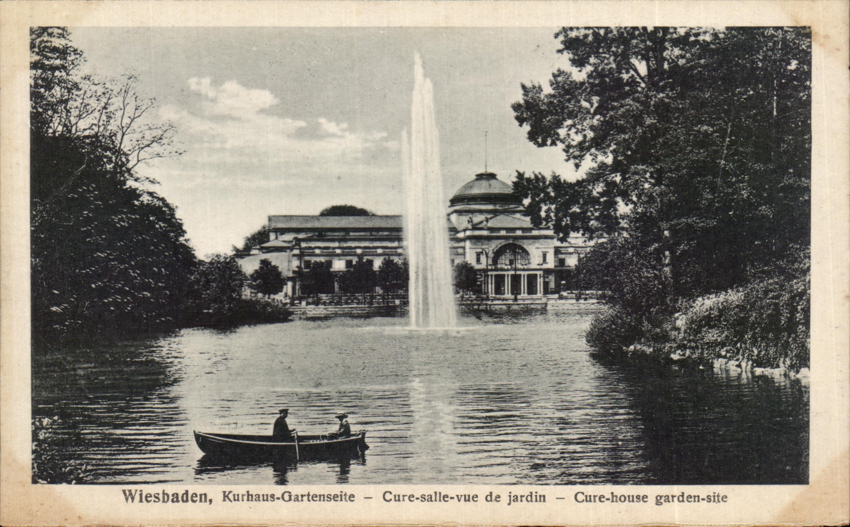 CPA Wiesbaden Kurhaus Gartenseite Curs Salle seen of Garden Cleans House Garden Site