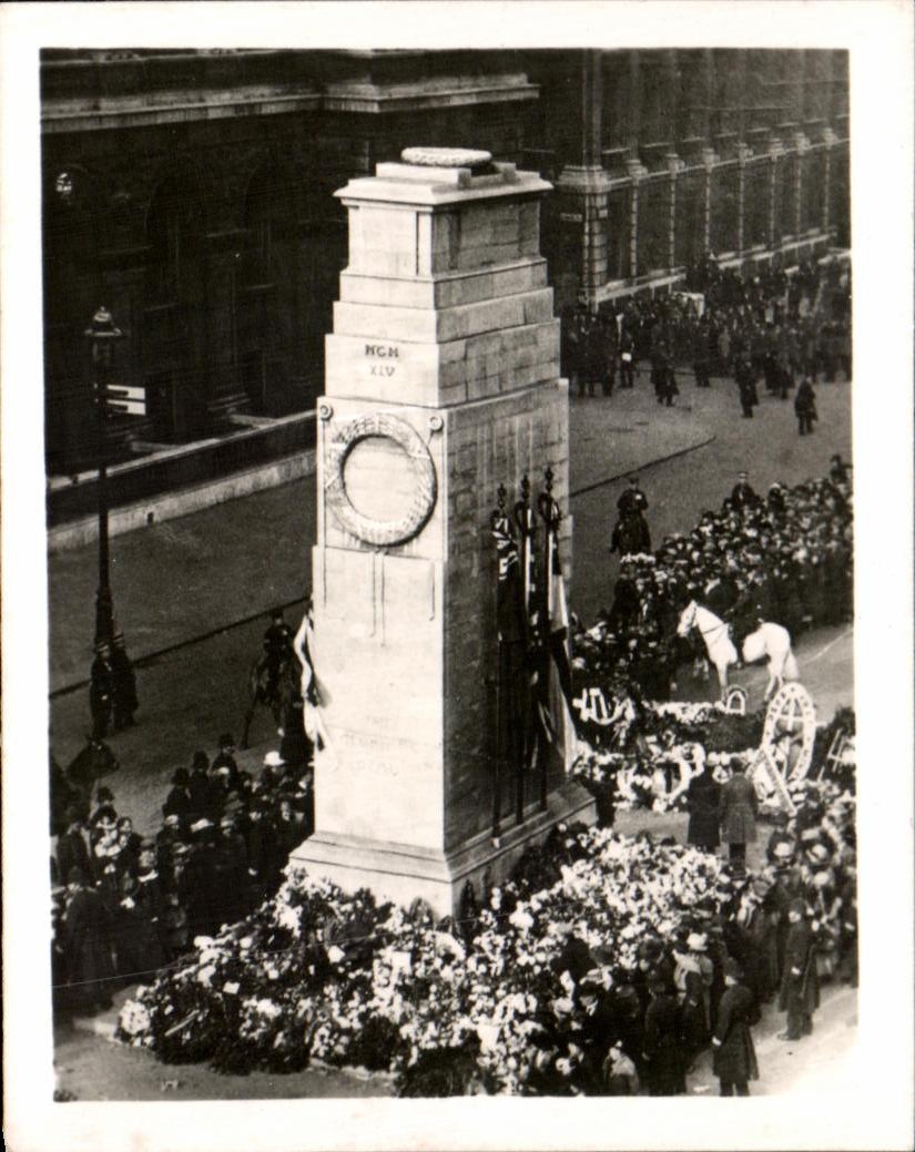 CPSM The Cenotaph Whitehall London Londres