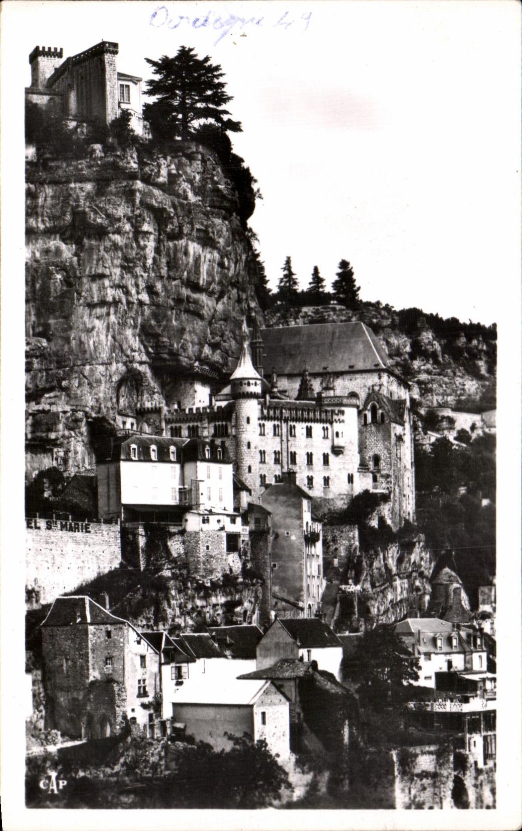 CPA Rocamadour Le Rocher Vu De La Route De Cahors