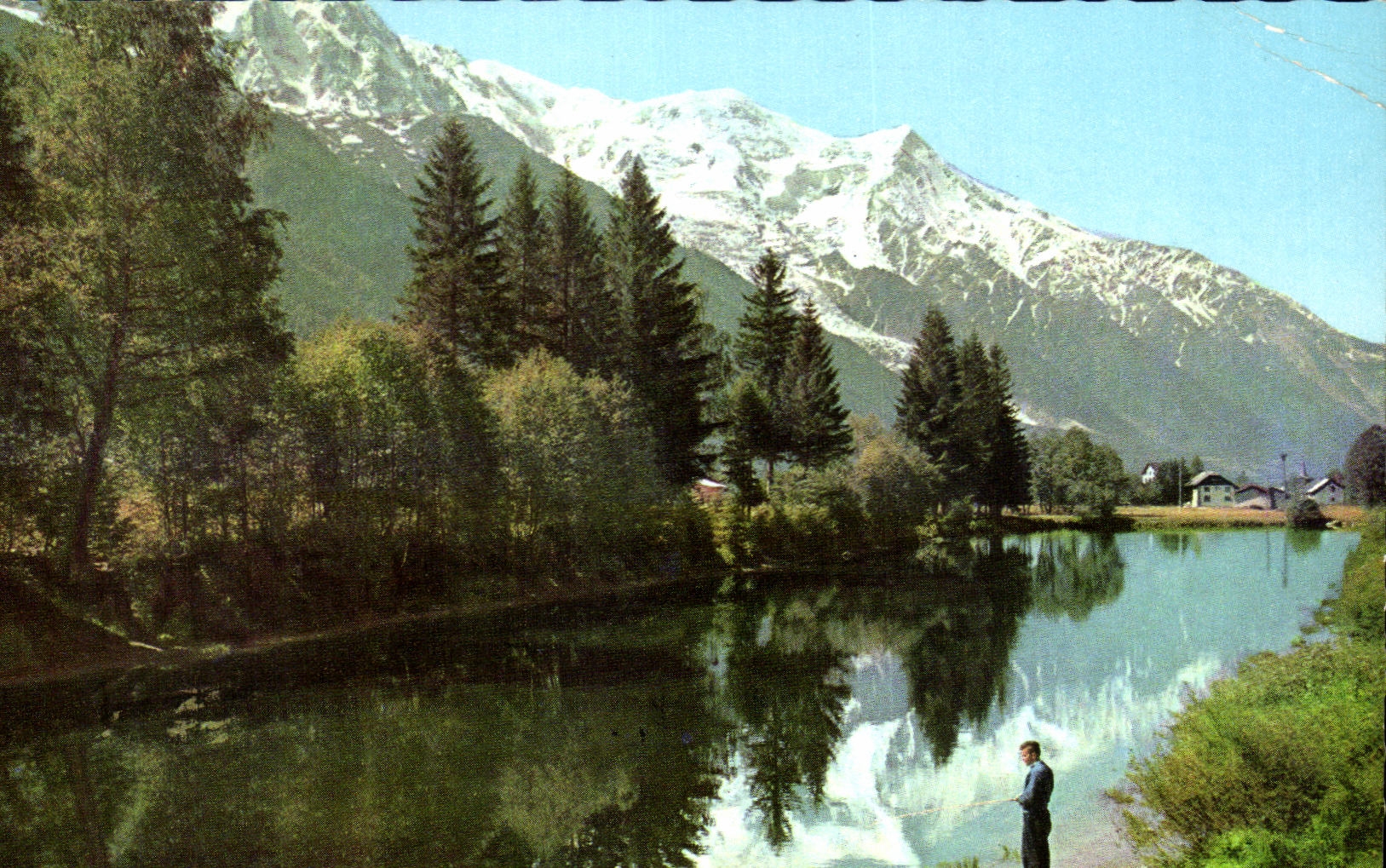 CPA Chamonix Mont Blanc Pechur au Lac des Praz Relfet du massit du Mont Blanc