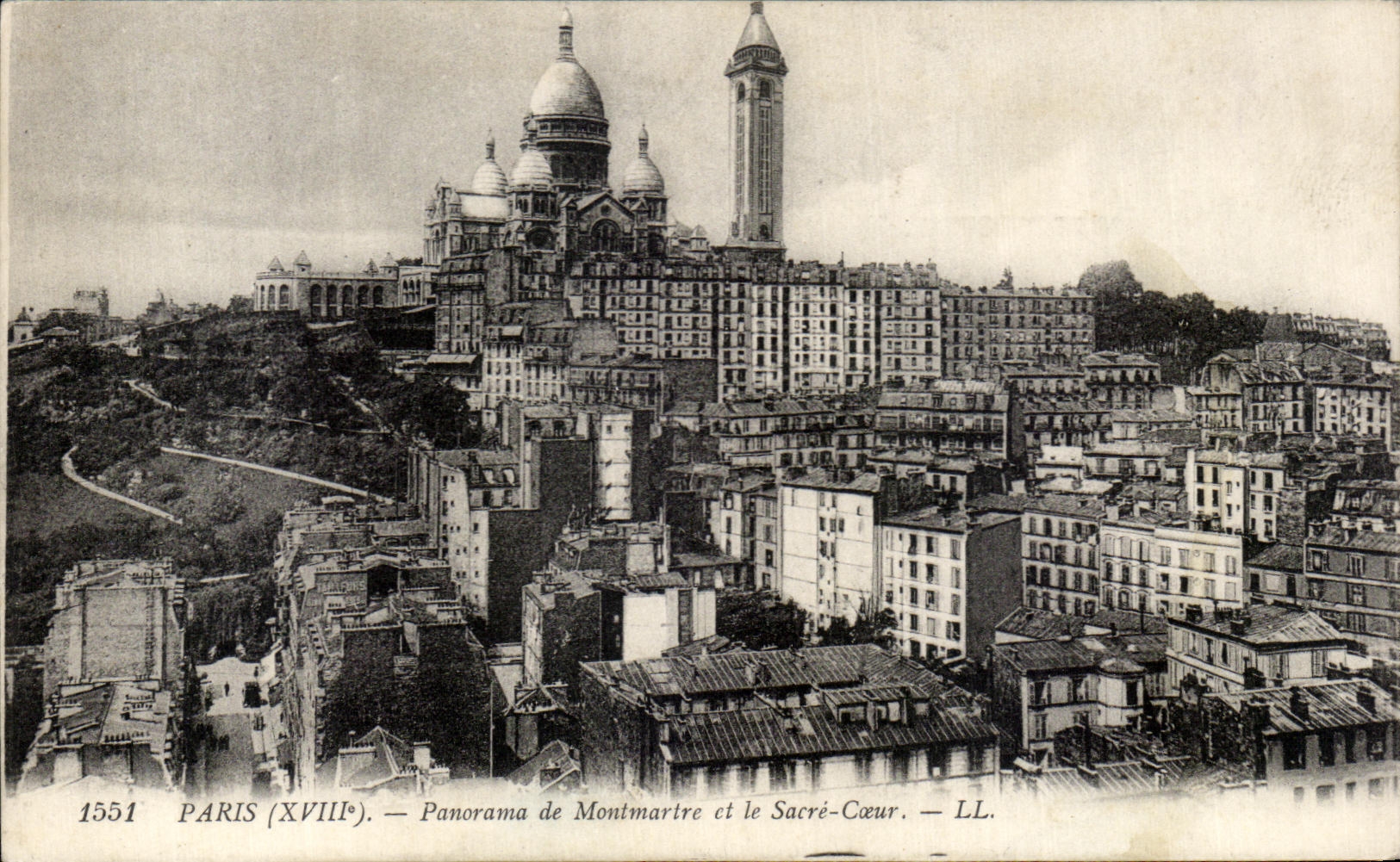 CPA Paris Panorama de Montmartre et le Sacre Coeur