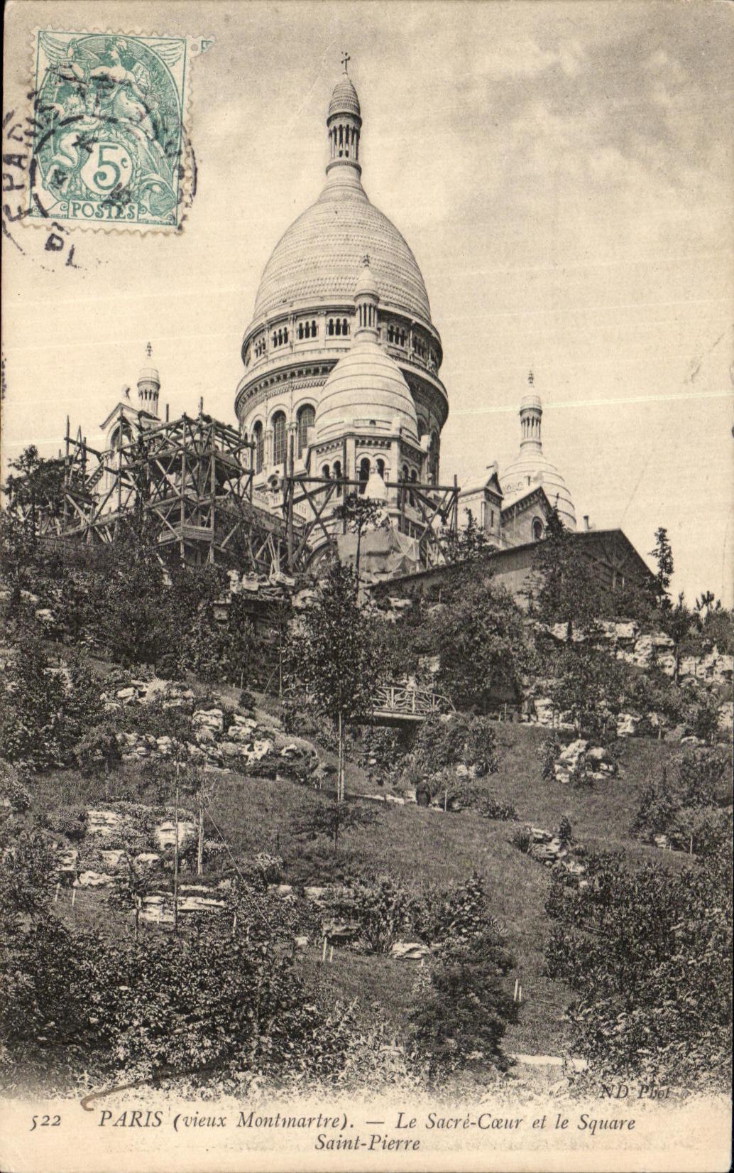 CPA Paris Le Sacre Coeur Et Le Square Saint Pierre