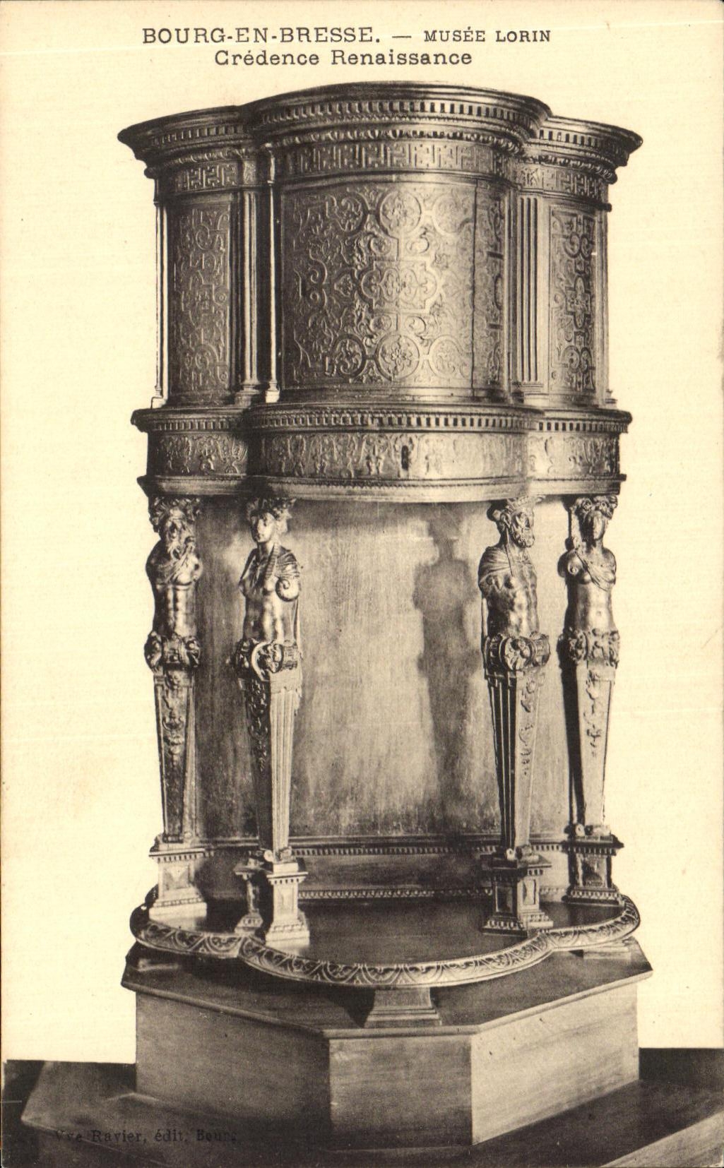 CPA Bourg En Bresse Musee Lorin Credence Renaissance
