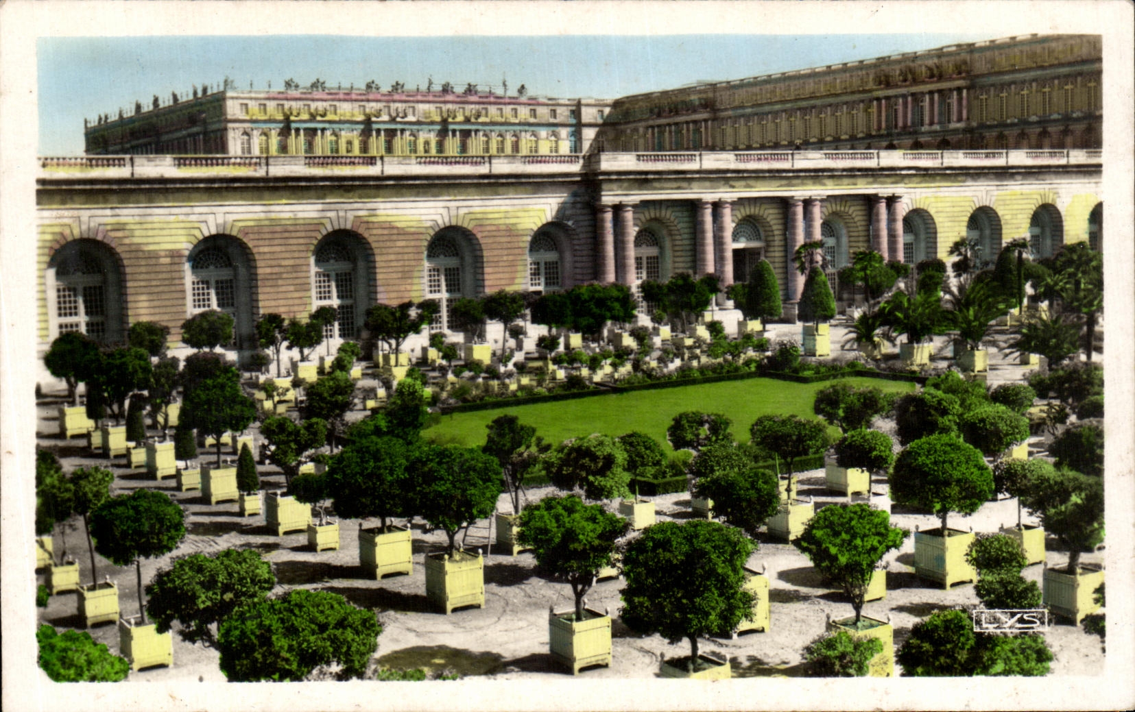 CPA Versailles Le Chateau Et l'Orangerie Castle And Orangery