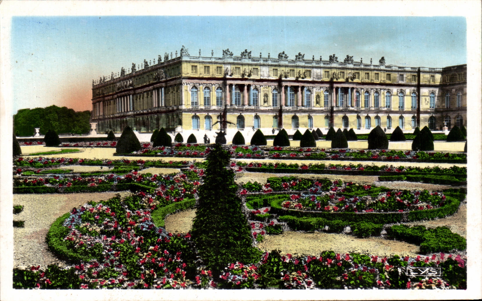 CPA Versailles Facade Sur Le Parc Les Pyrenees Front On To The Park The Flower Bed