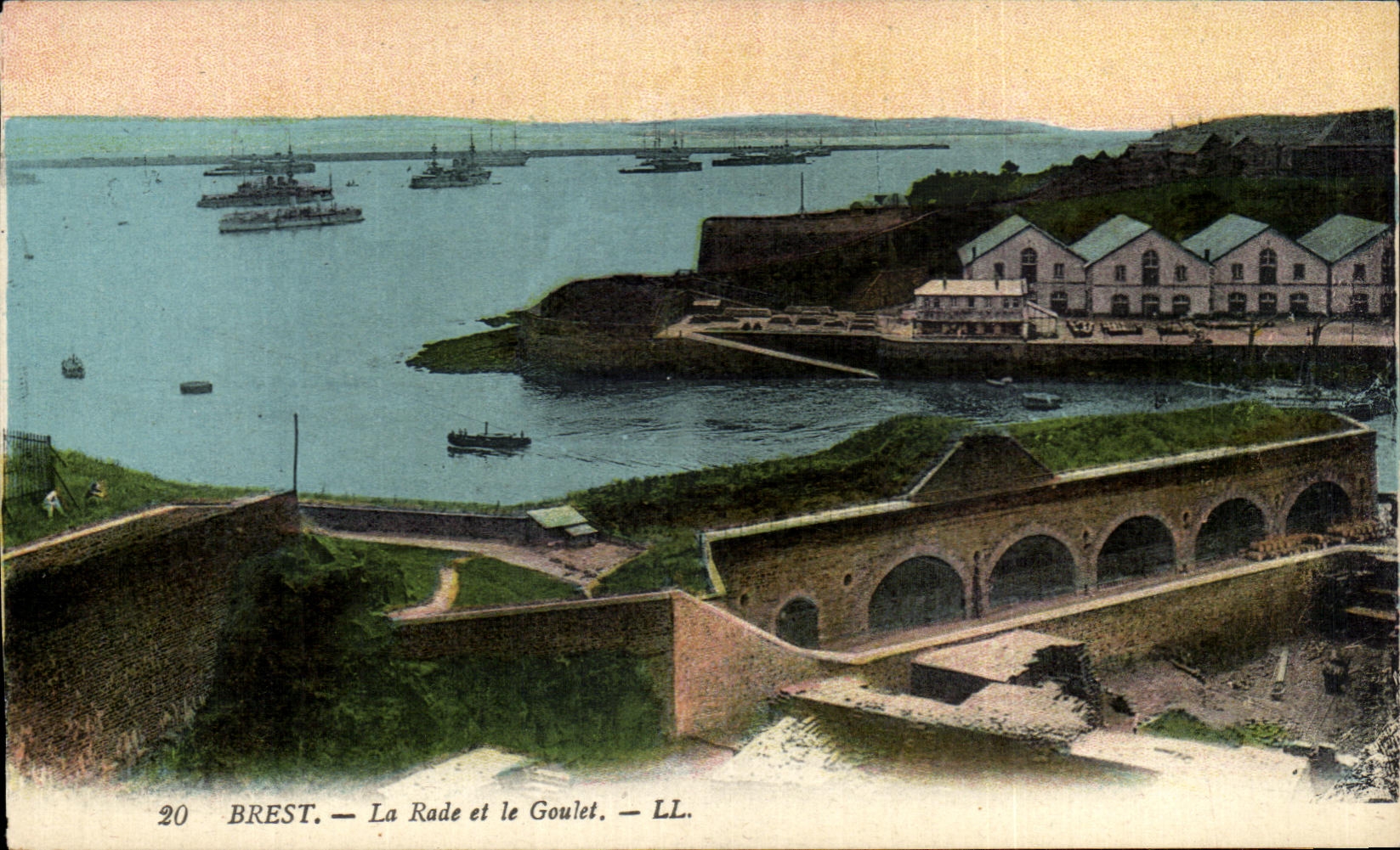 CPA Brest La Rade et le Goulet Bateaux