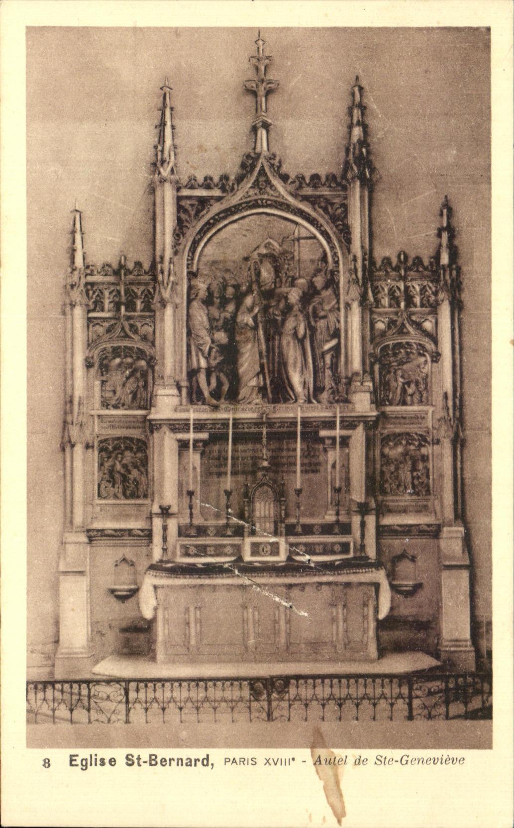 CPA Eglise St Bernard Paris Autel de Ste Genevieve