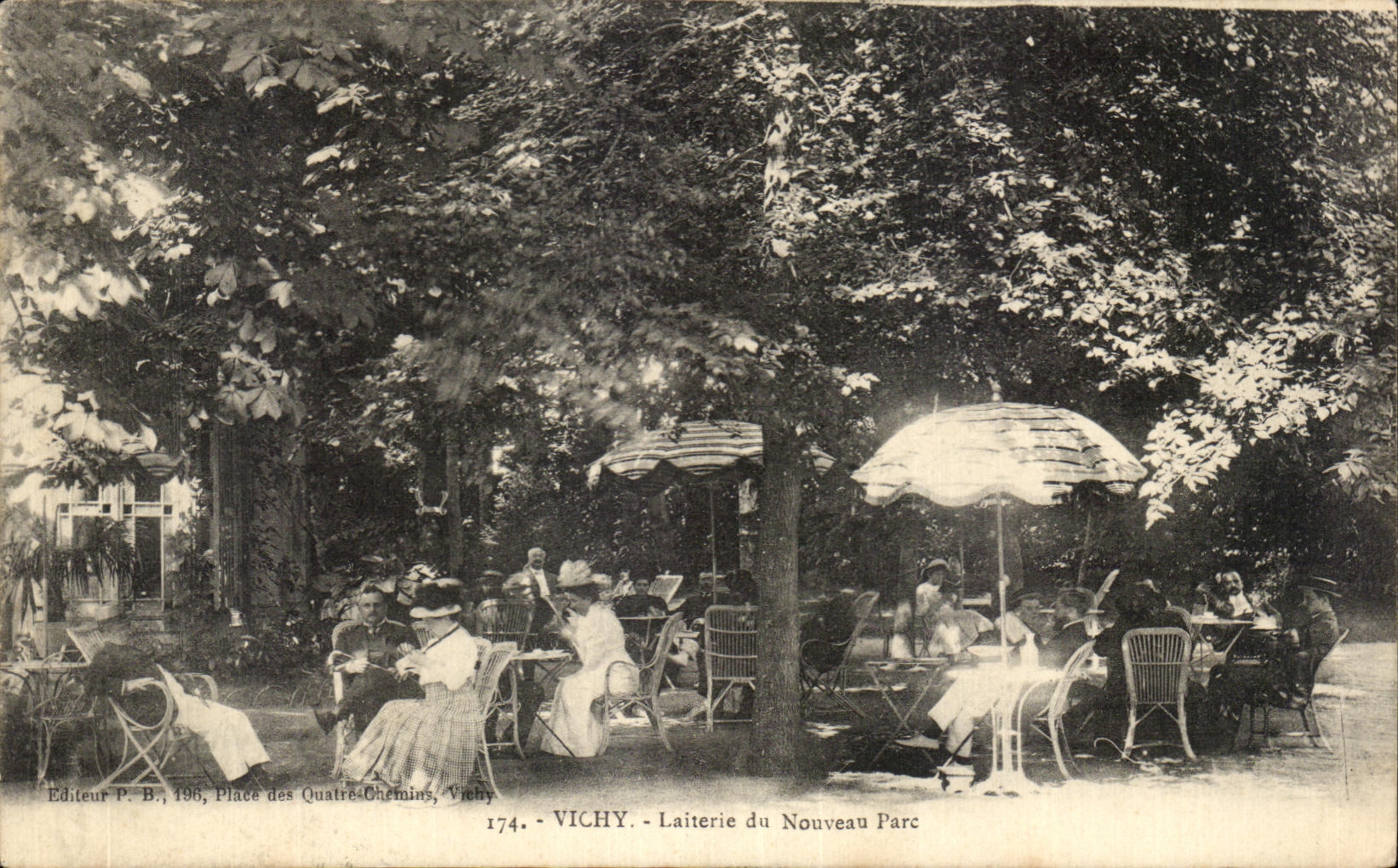 CPA Vichy Laiterie du Nouveau Parc