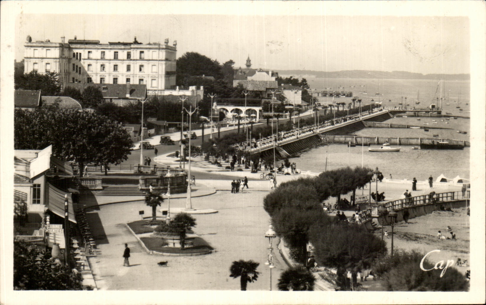 CPA Arcachon Cote d'Argent Boulevard Promenade et jetee Thiers