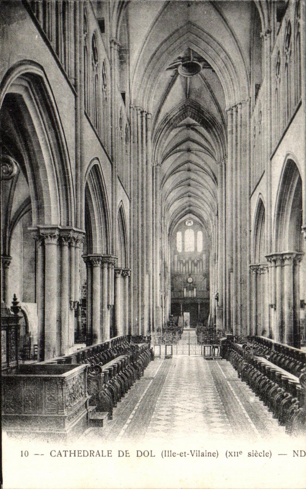 CPA Cathedrale De Dol 