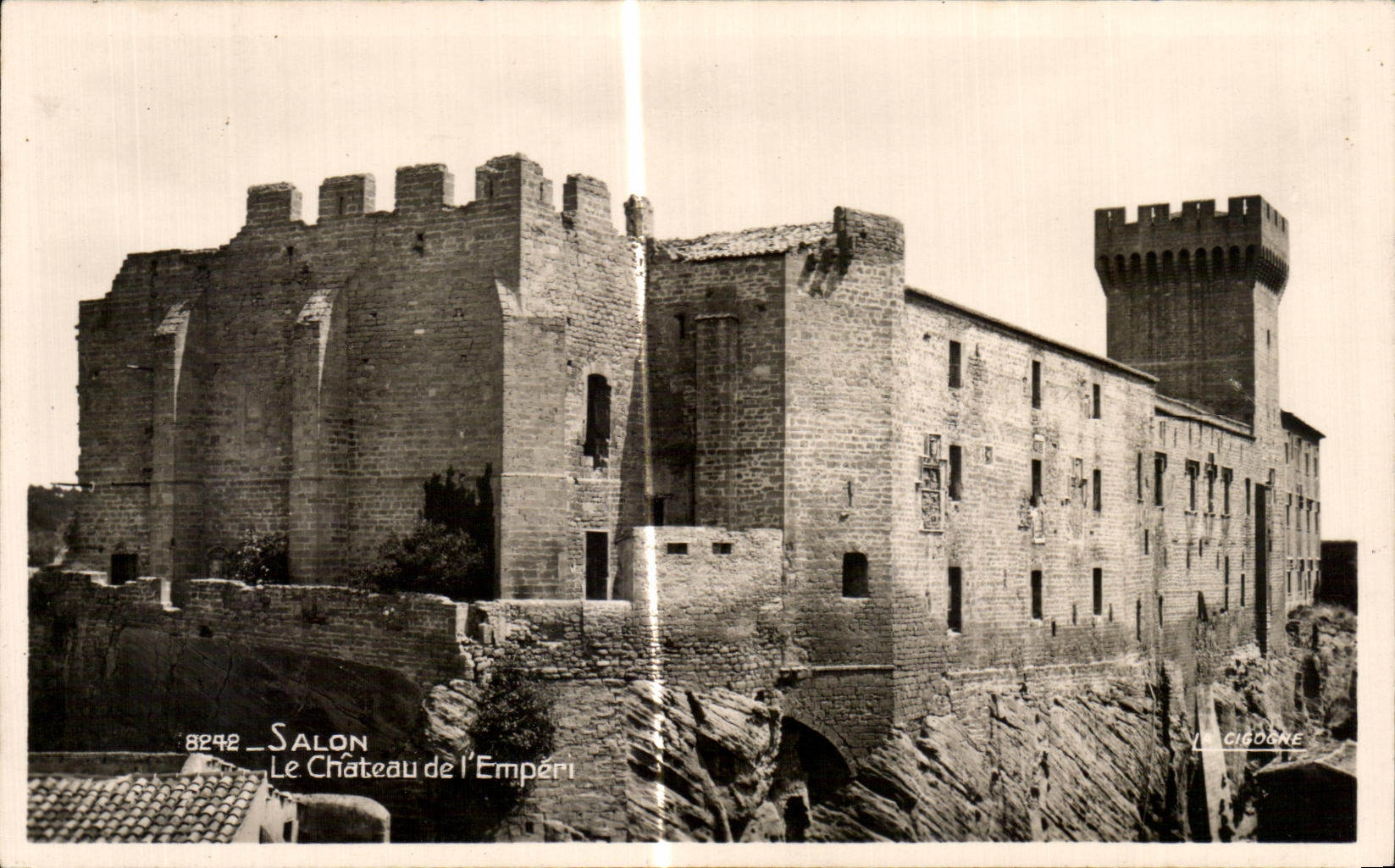 CPA Salon le Chateau de I'Emperi