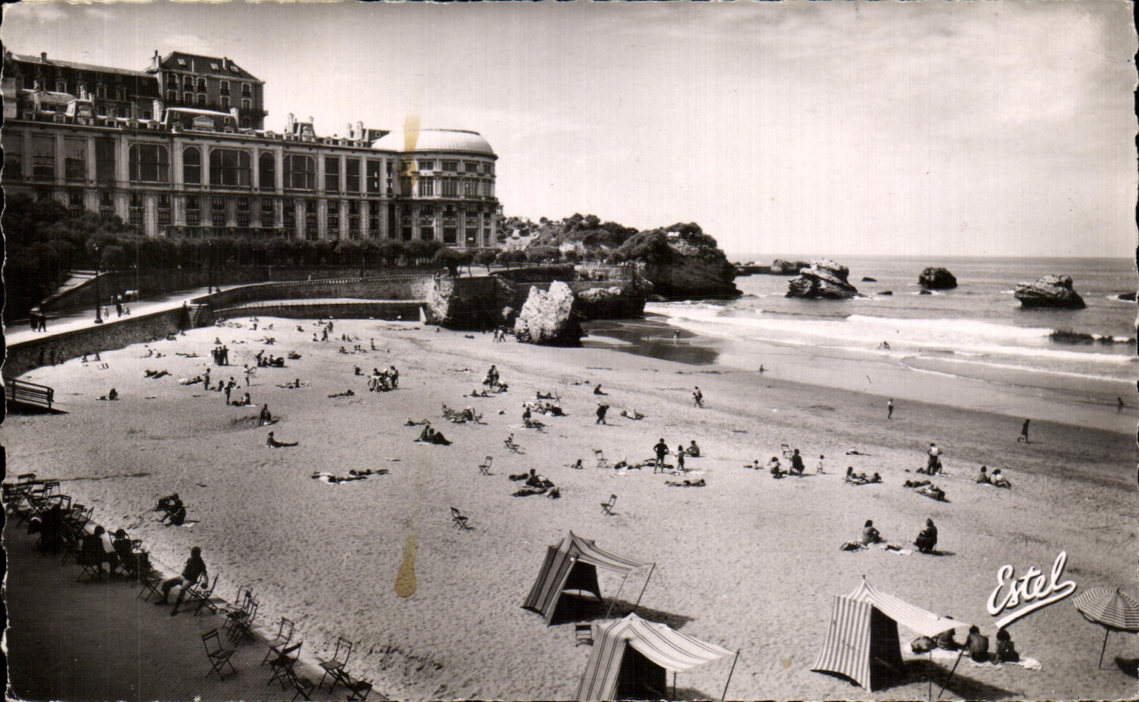 CPA Biarritz La Grande Plage devant le Casino Bellevue The Mani Beach Before t5he Bellevue Casino