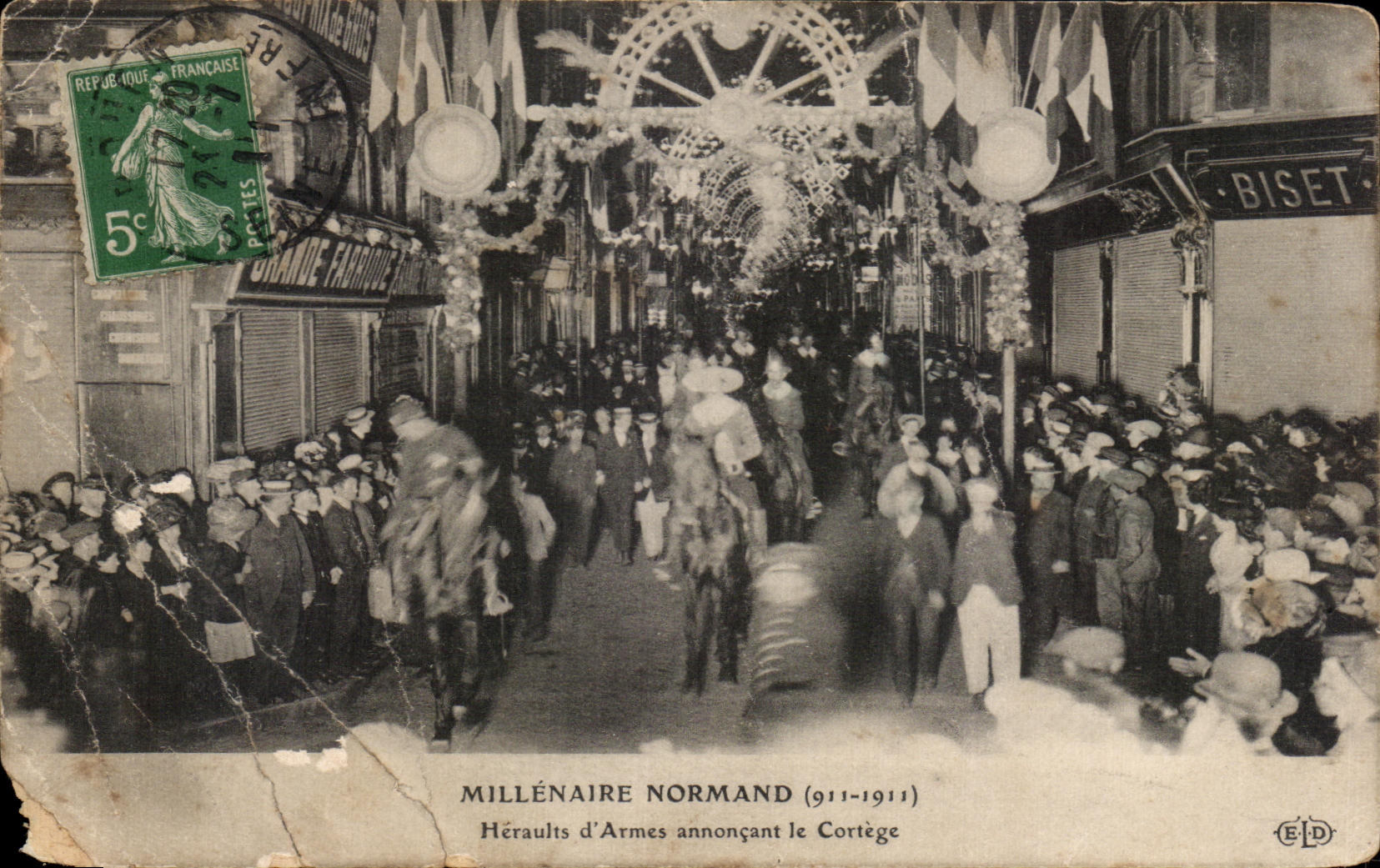 CPA Millenaire Normand Heraults d'Armes annoncant le Cortege