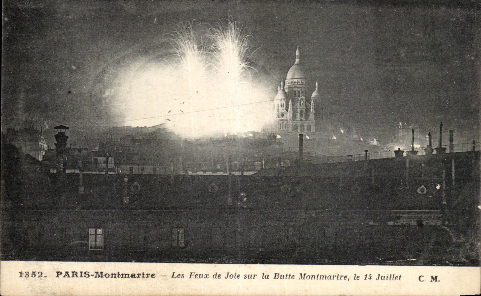 CPA Paris Montmartre Fires of On the Montmartre Hillock