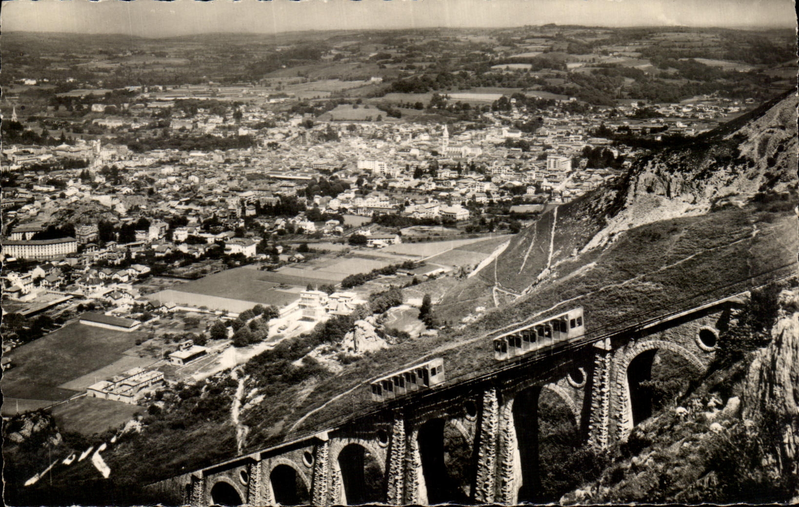 CPA Lourdes View since the viaduct of the Peak of Jer