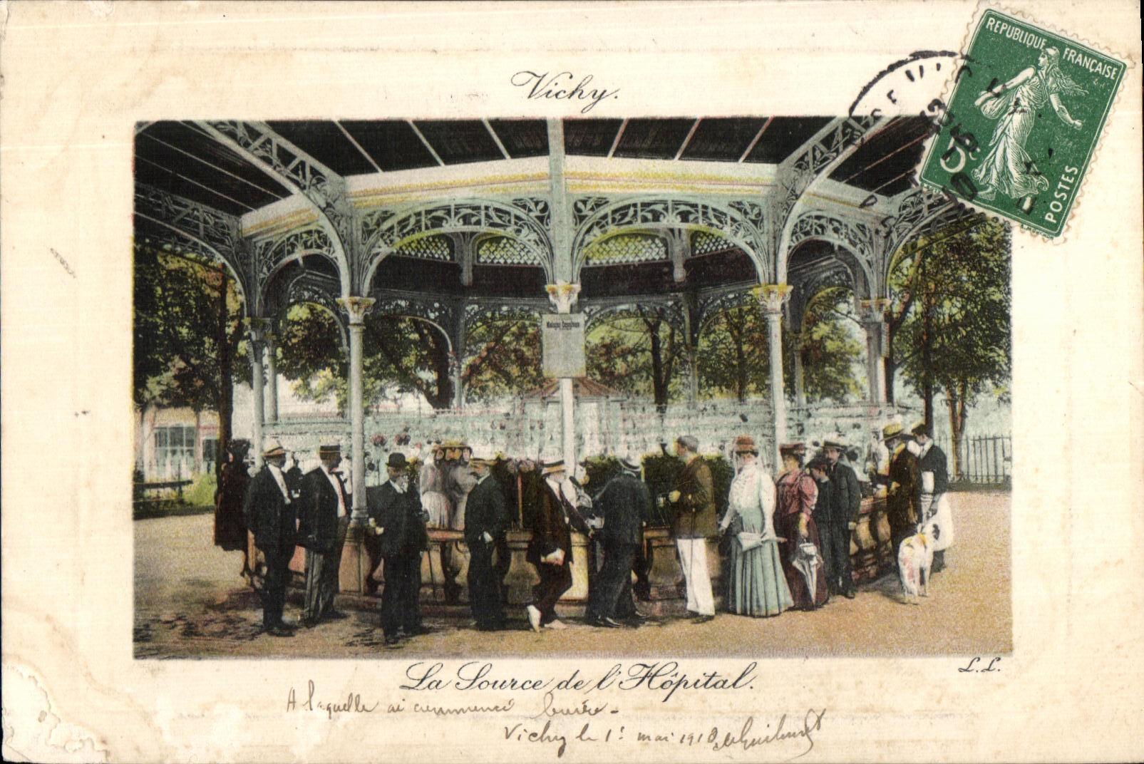 CPA the Source of the Vichy hospital