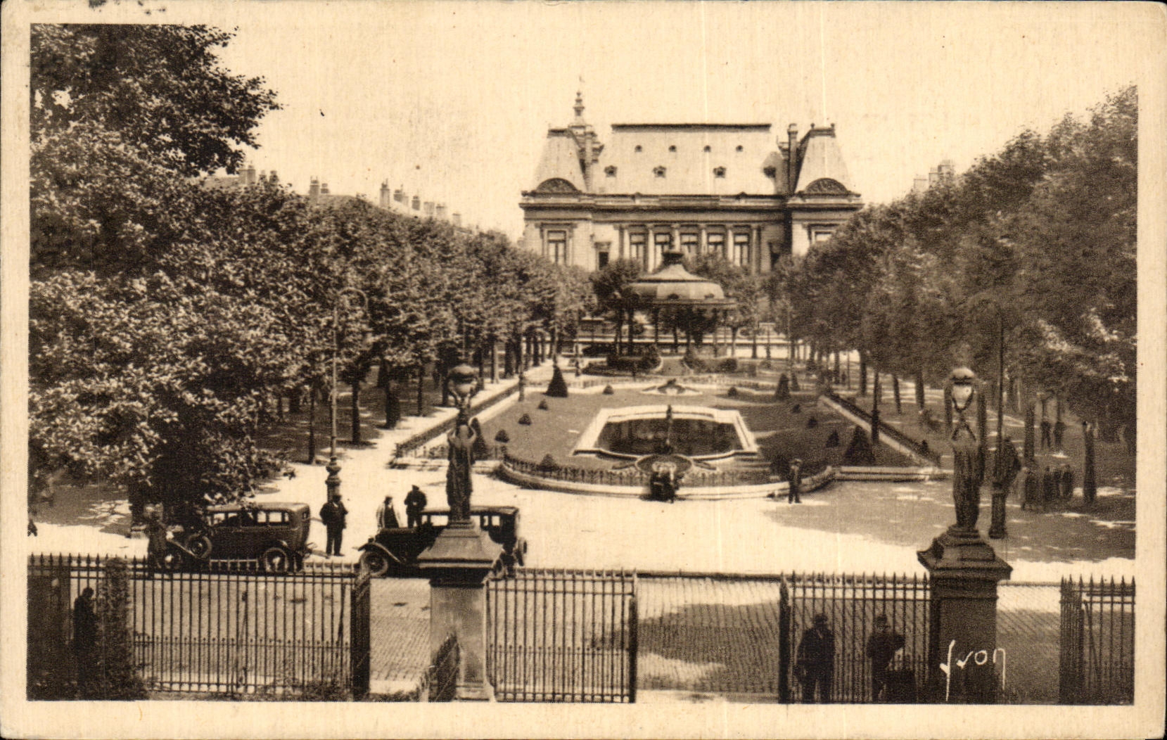 CPA St Etienne the Loire places Jean jaures and prefecture