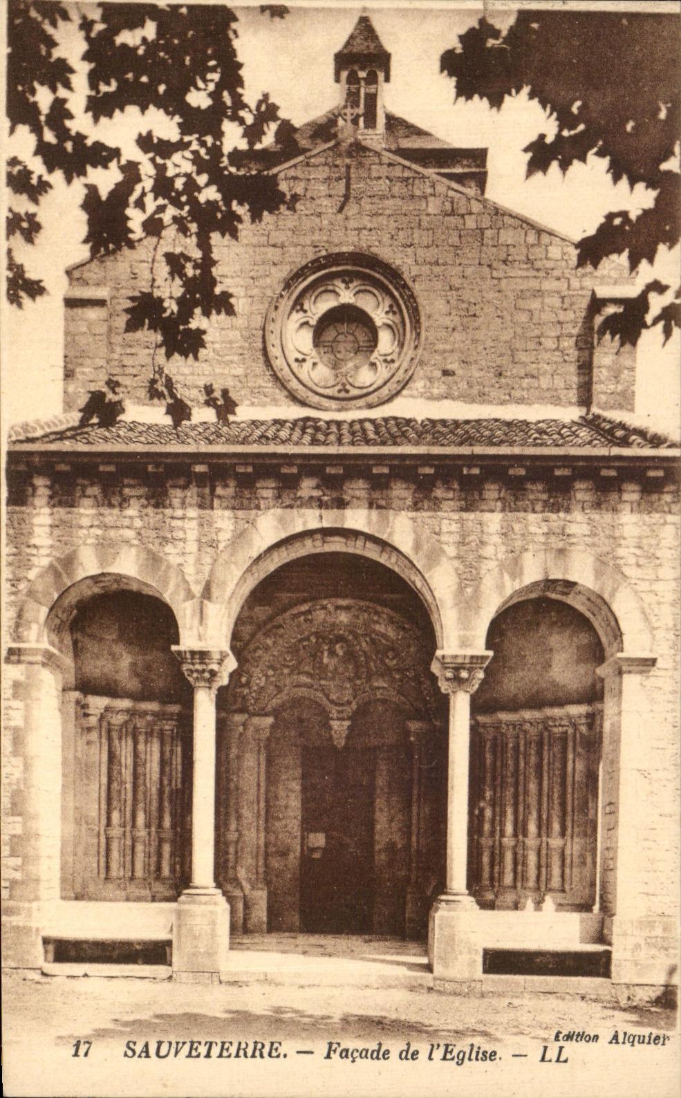 CPA Sauverre Facade de L'eglise
