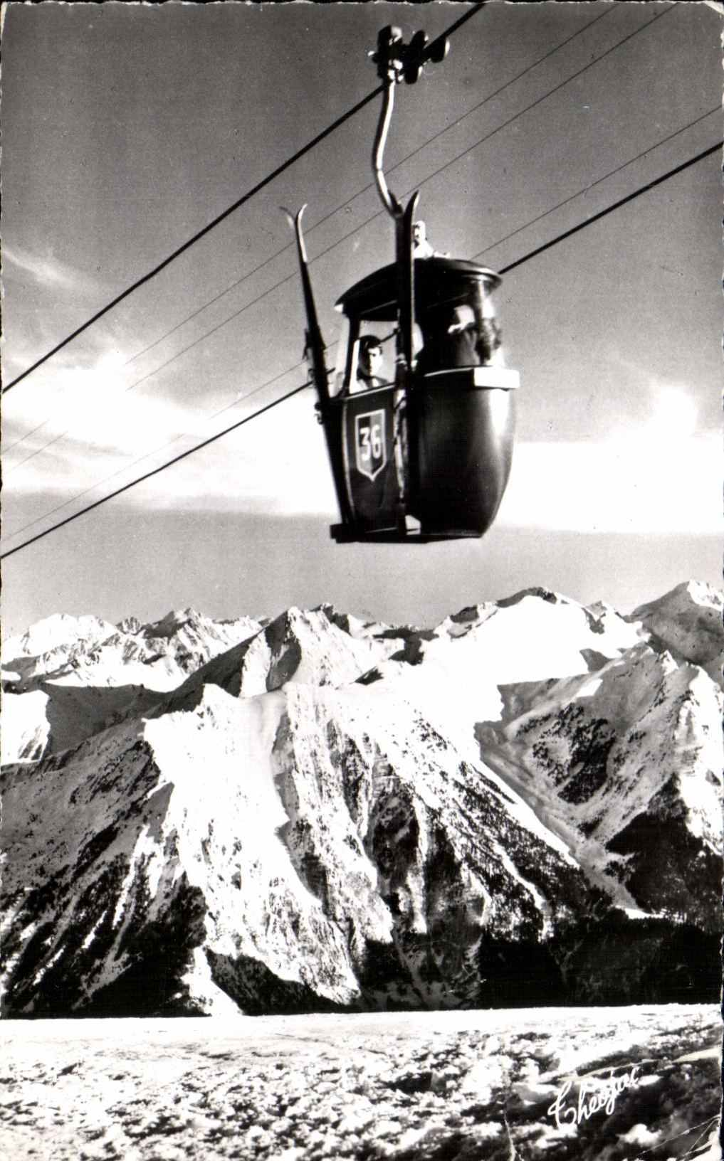 CPA Saint Lary Telecabine du Soum de Matte