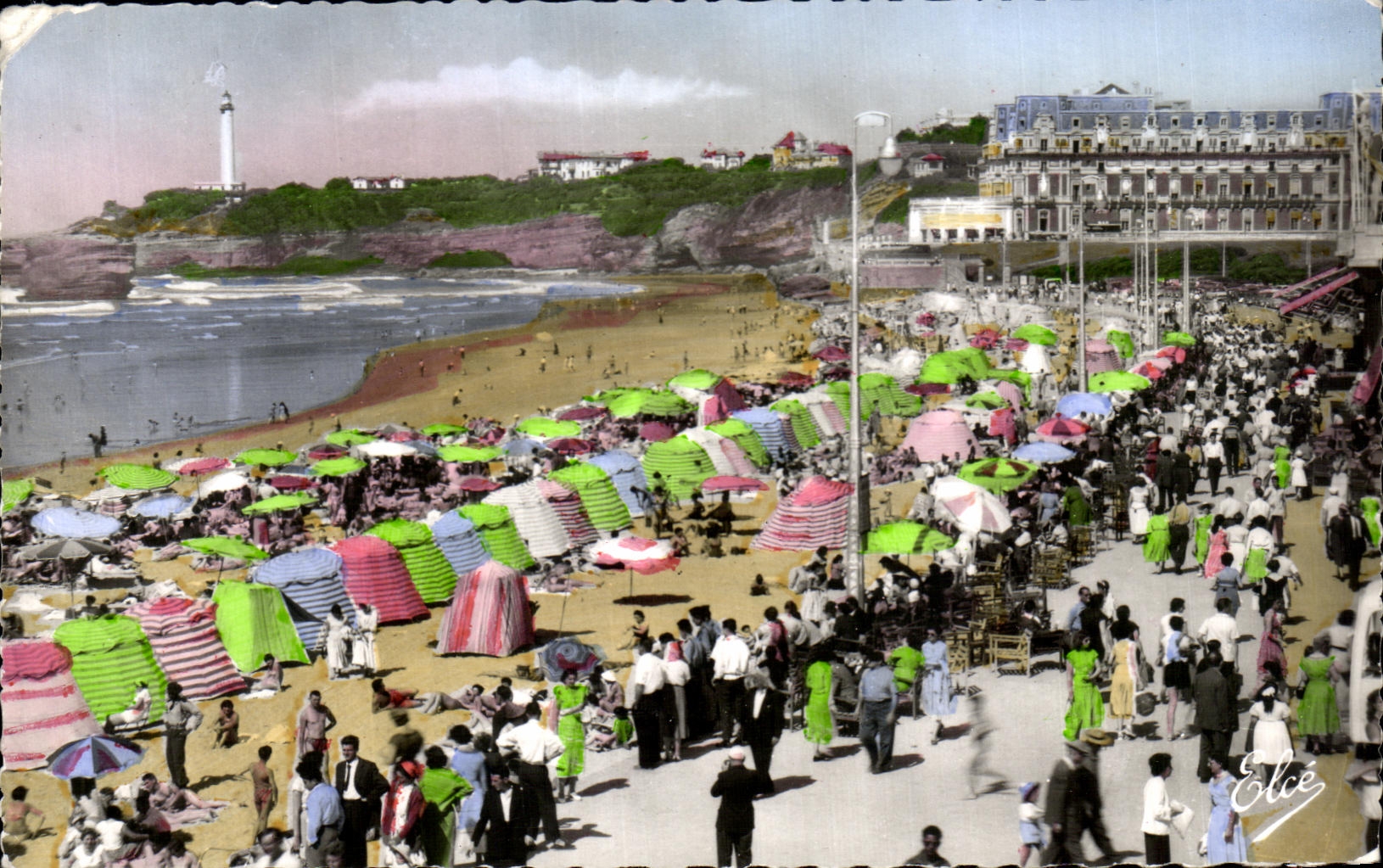 CPA Biarritz Basses Pyrenees La Grande Plage