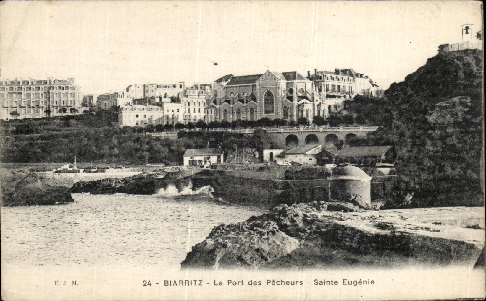 CPA Biarritz the port of the sinners holy Eugenie