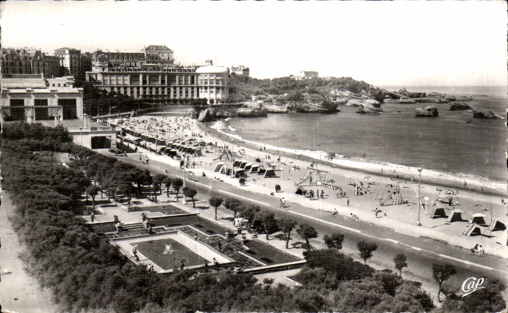 CPA Biarritz la grande plage vers le casino bellevue