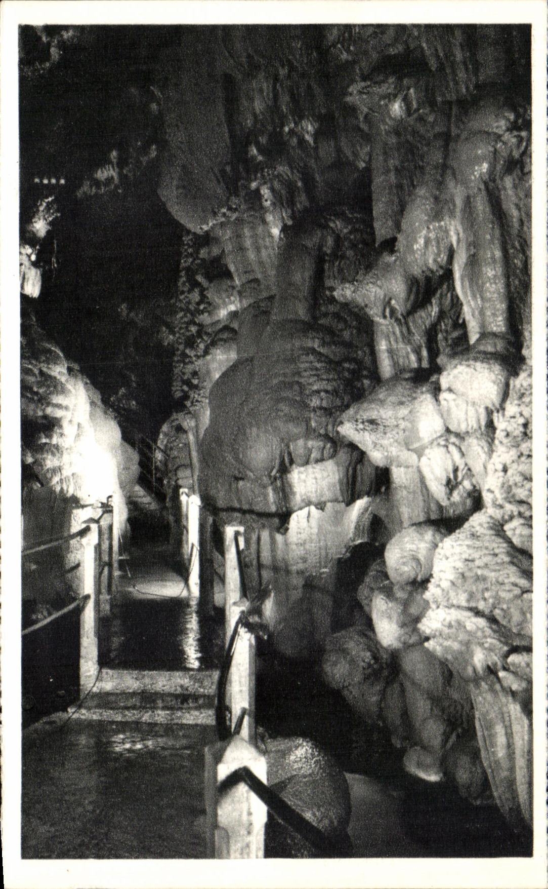 CPA the batch illustrates padirac the step of the crocodile downstream