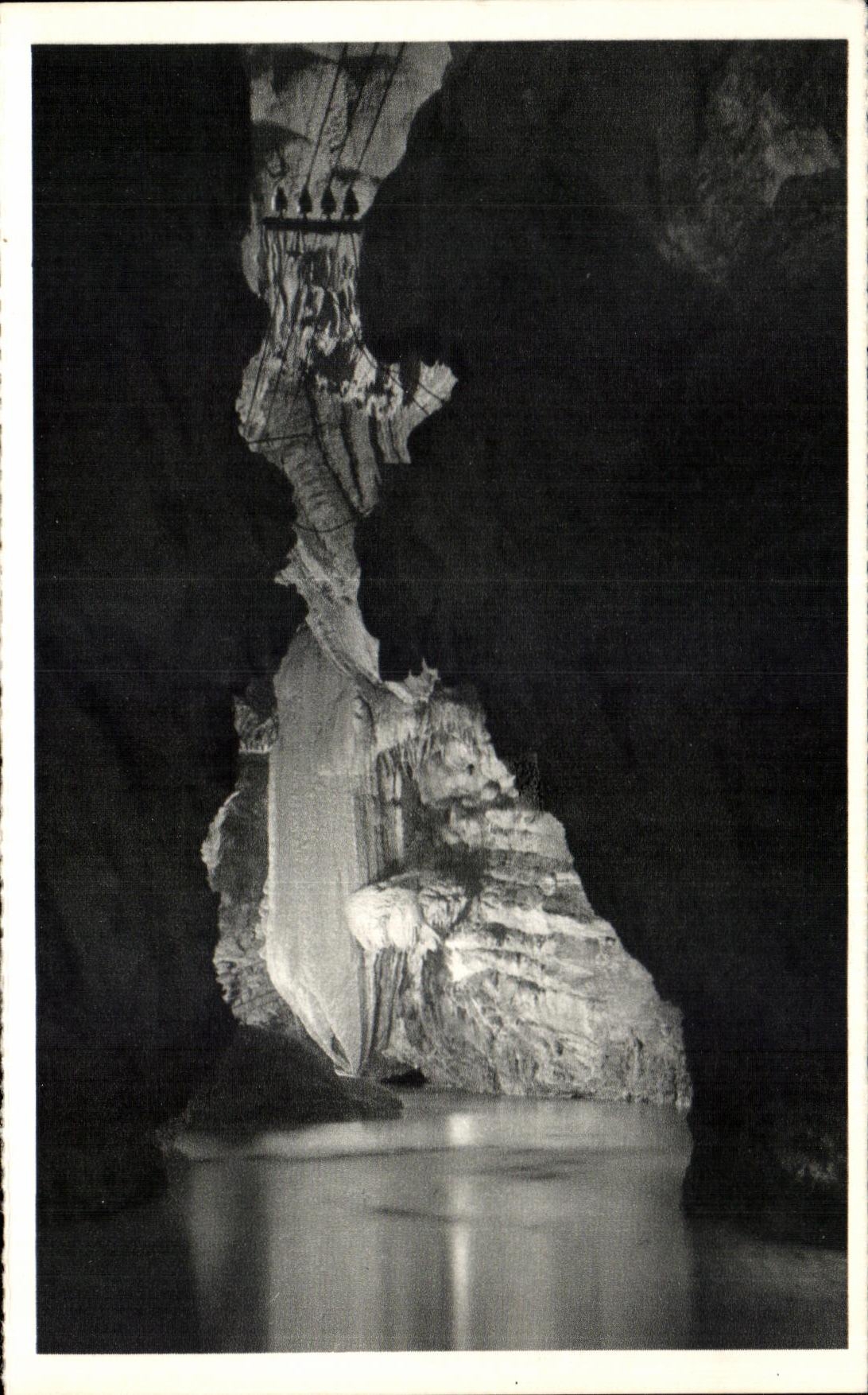 CPA Le lot illustre padirac entree du lac de la pluie