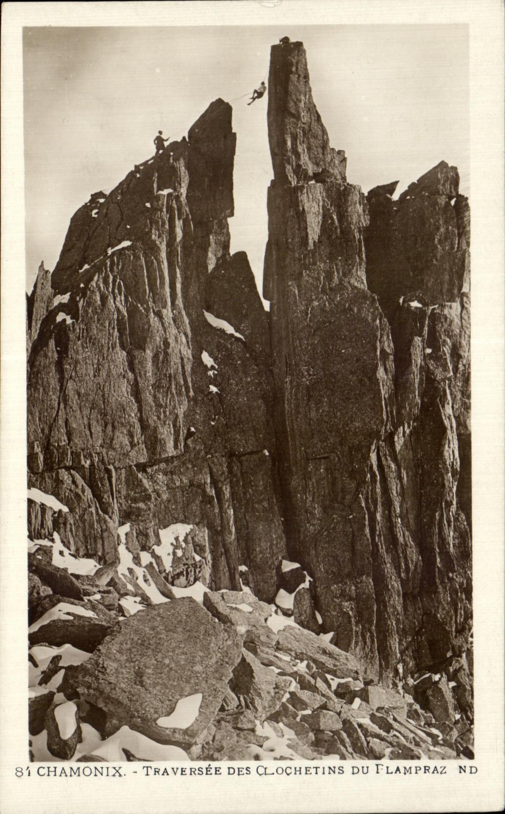 CPA Chamonix traversee des clochetins du Flampraz