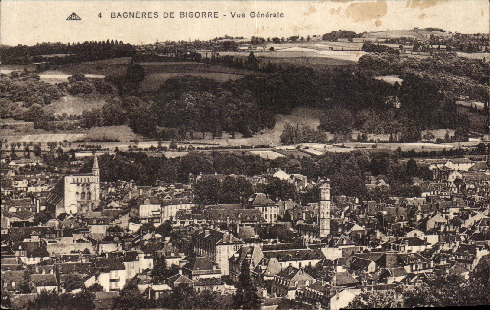 CPA Bagneres de Bigorre View
