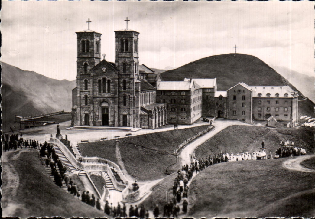 CPSM Notre Dame De La Salette La Basilique