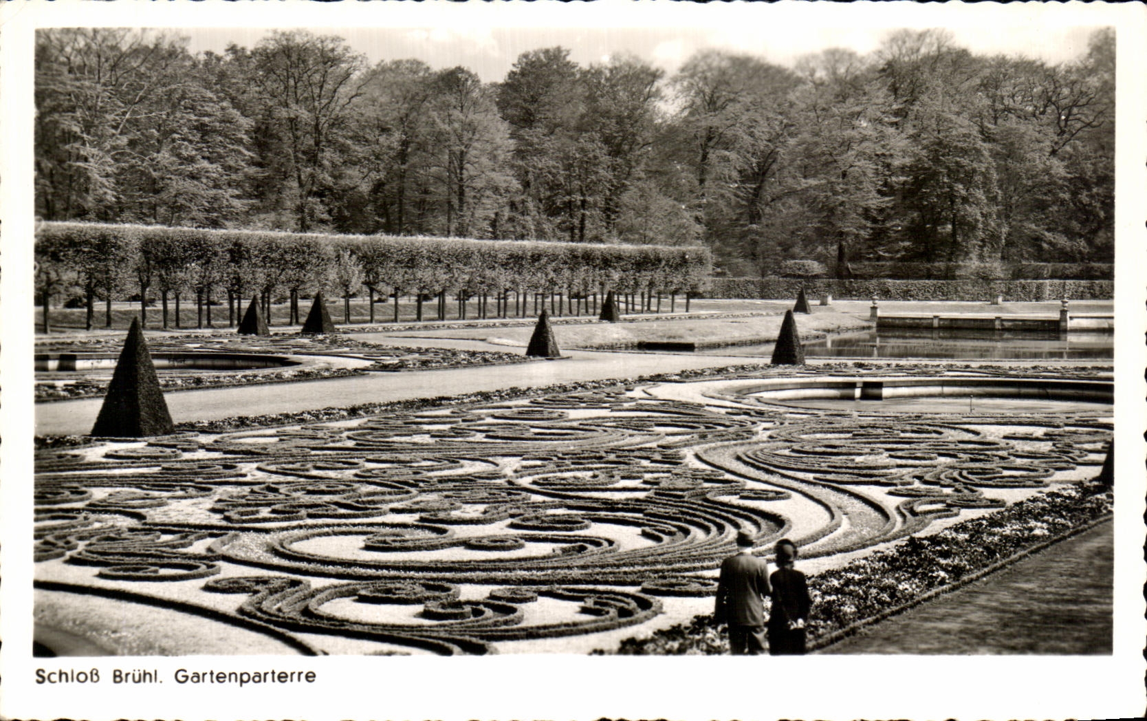 CPA Schloss Bruhl Gartenparterre