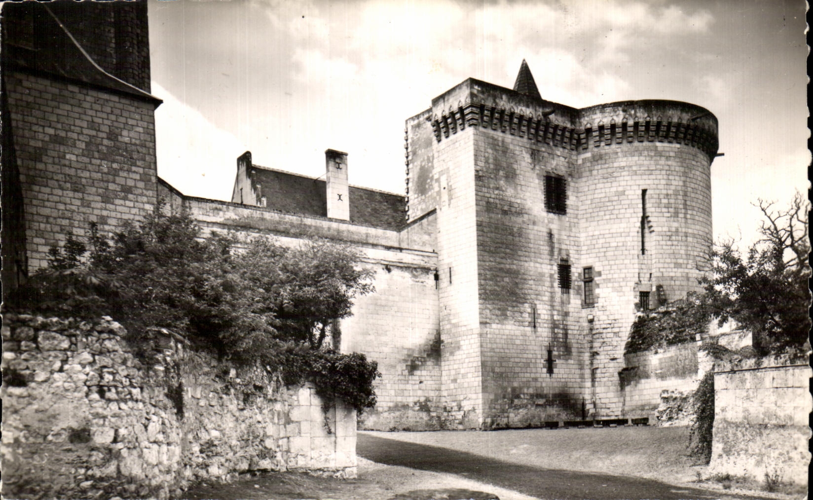 CPA Loaches the Keep