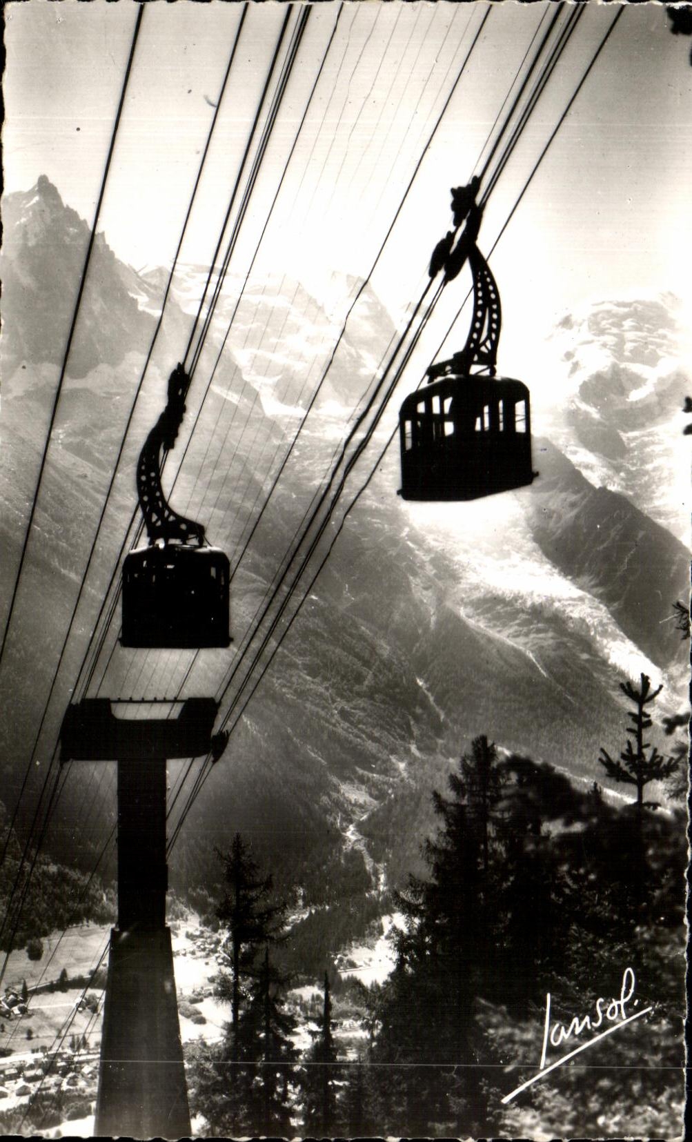 CPA Chamonix hte savoie Le telepherique du brevent aiguille midi et le mont blanc