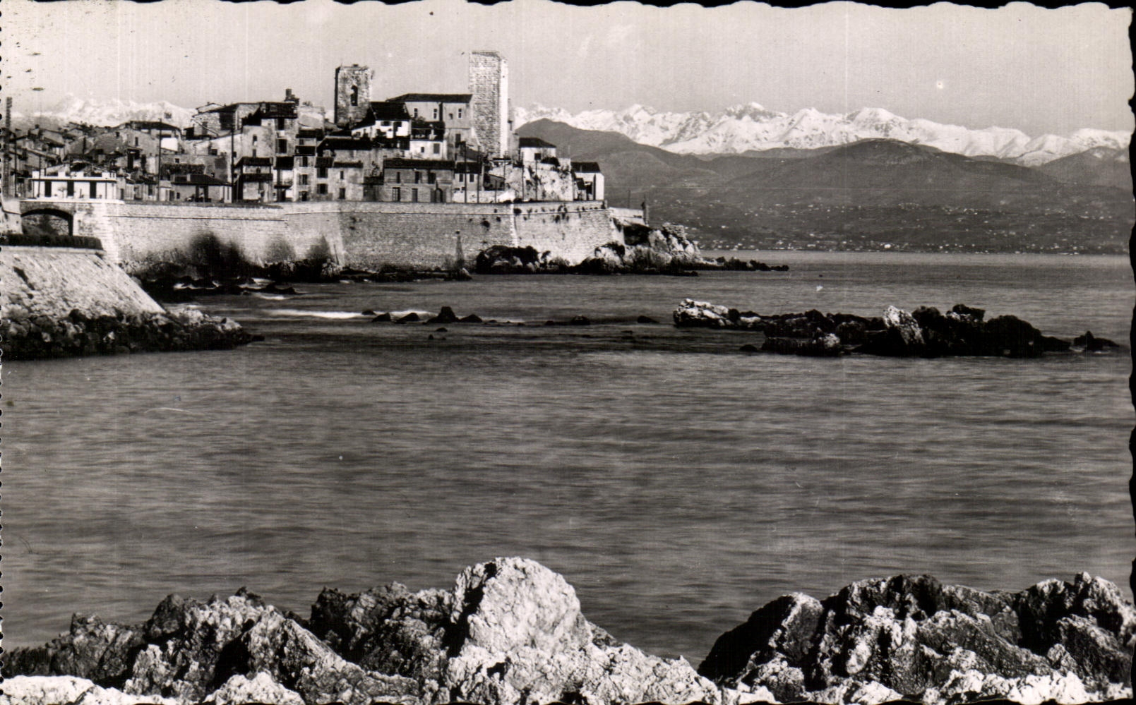 CPA La cote d arur antibes et la chaine des aipes