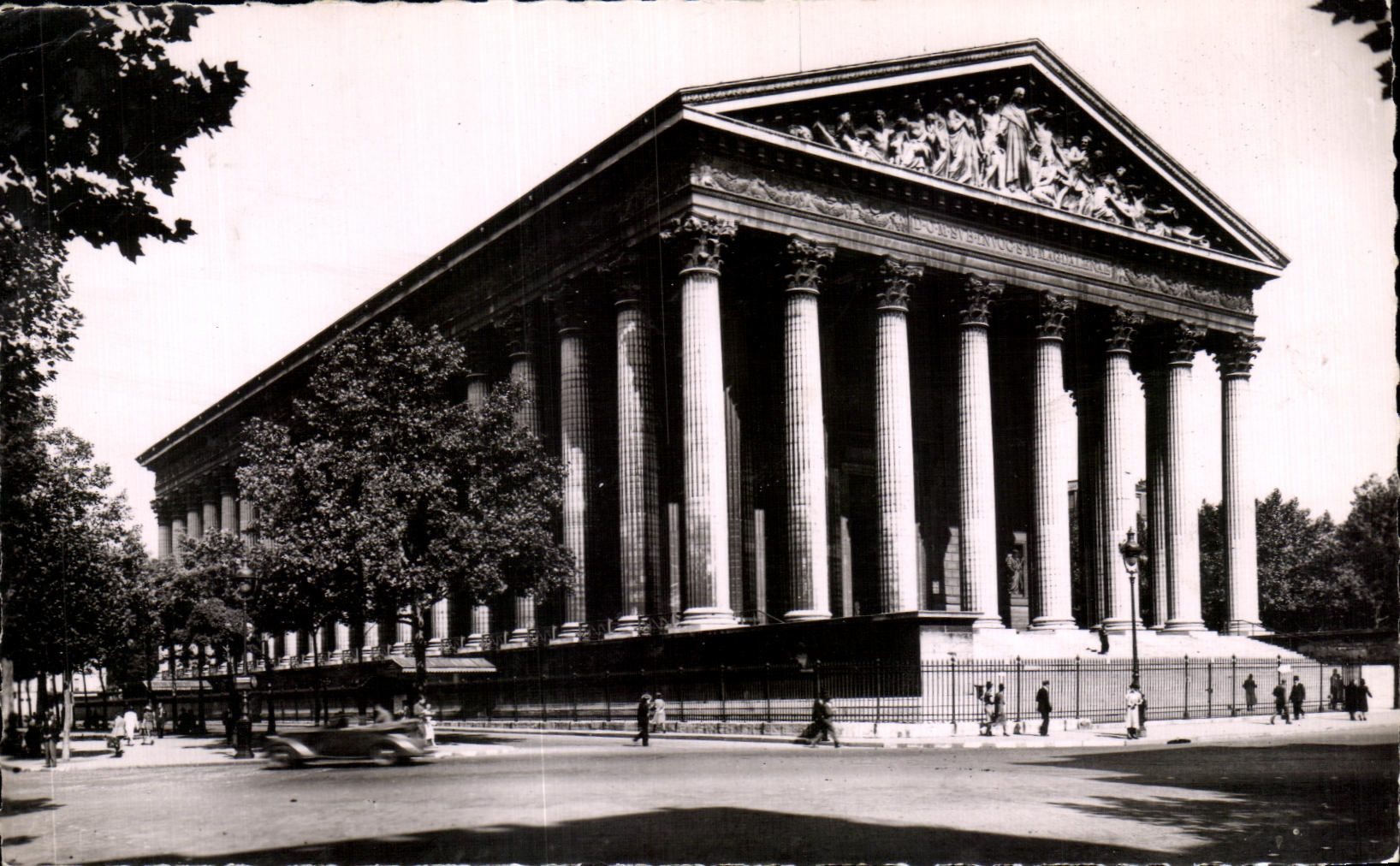 CPA Paris L church of the madeleine