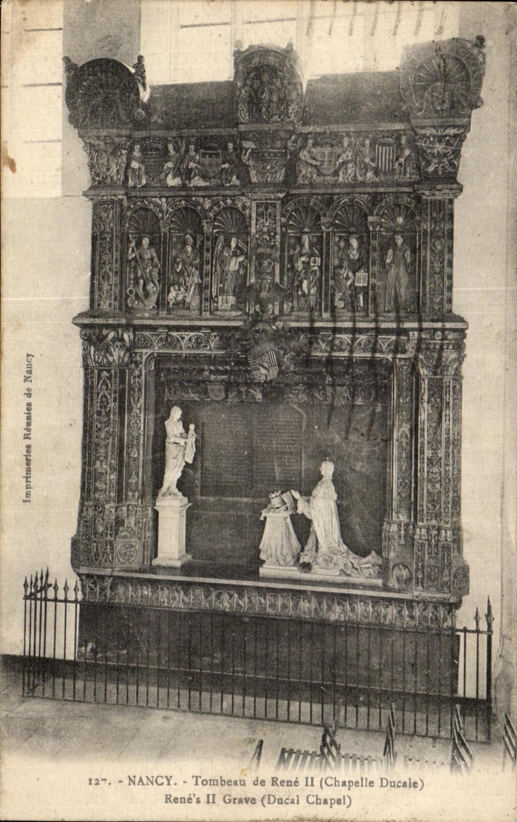 CPA Nancy Tombeau de Rene II (chapelle ducale) 