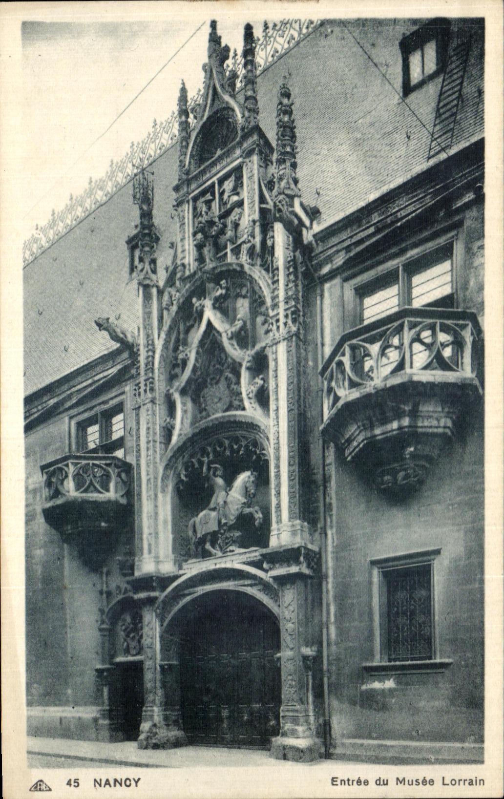 CPA Nancy Entree du Musee Lorrain